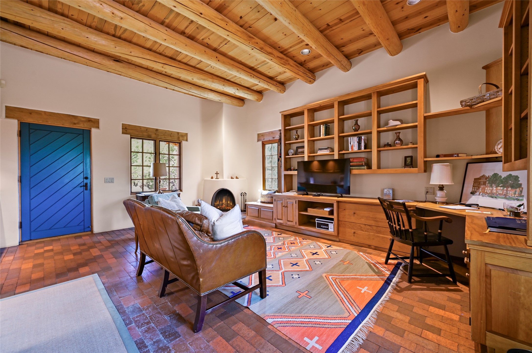 1017 Foothills Trail