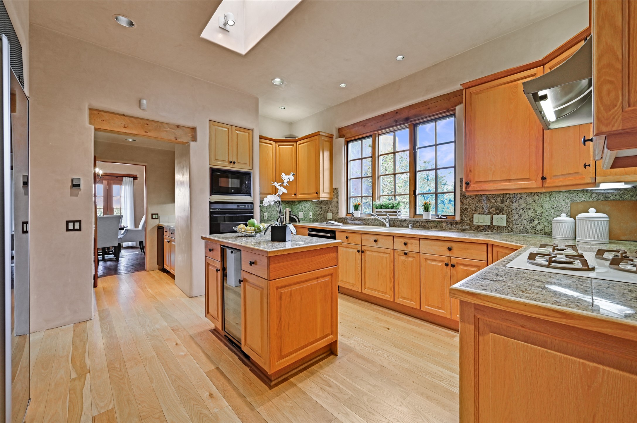 1017 Foothills Trail