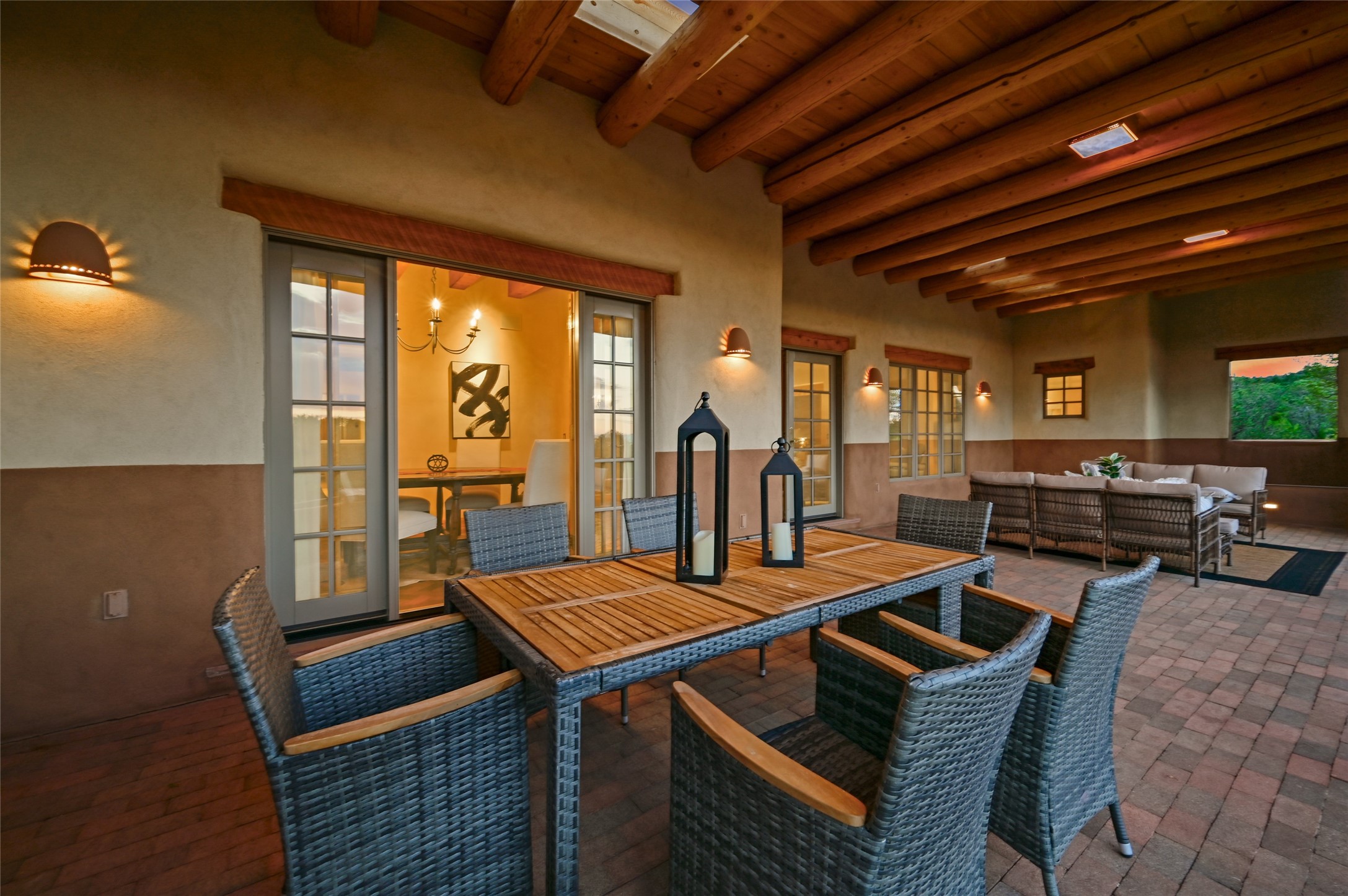 1017 Foothills Trail