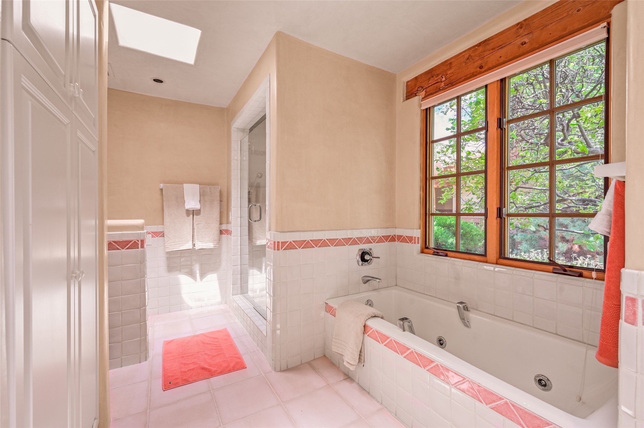 1017 Foothills Trail