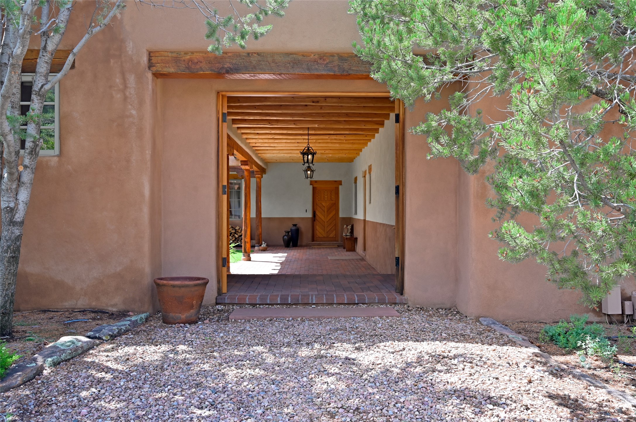 1017 Foothills Trail