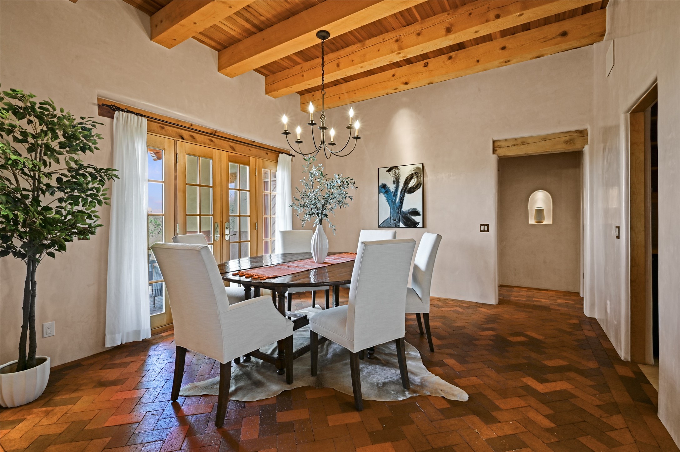 1017 Foothills Trail