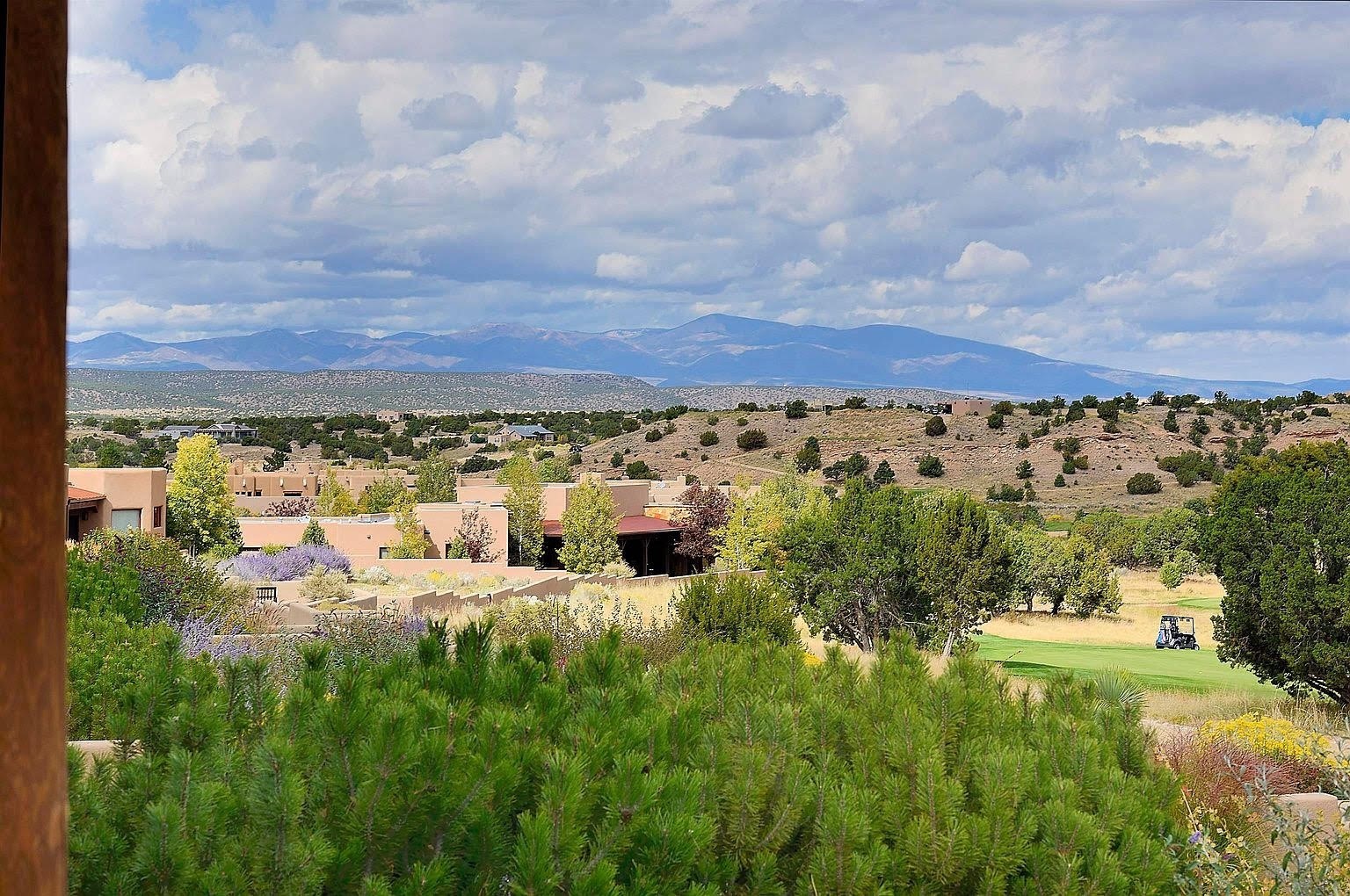 54 Paseo Aragon