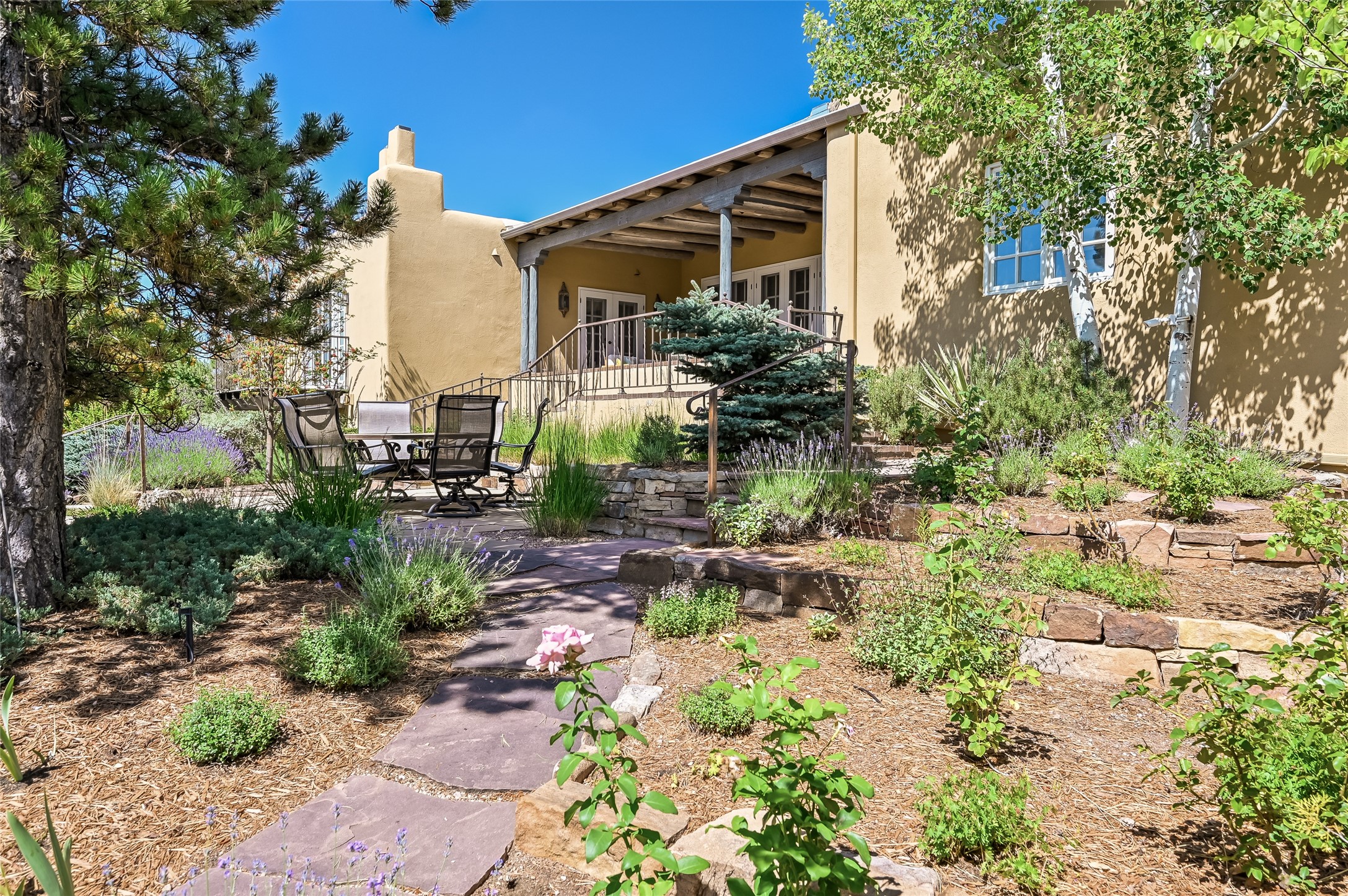 1067 Bishops Lodge Road