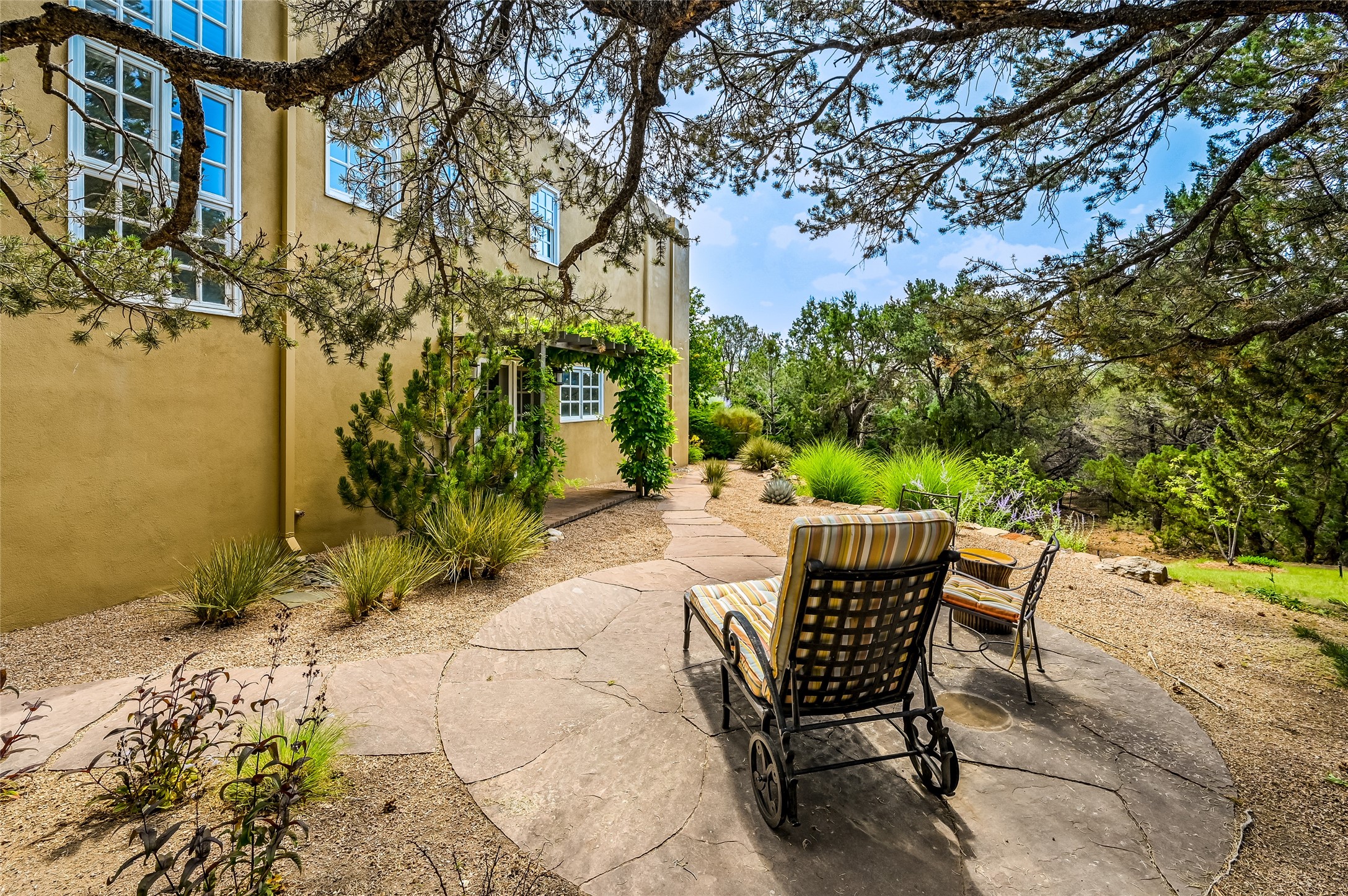 1067 Bishops Lodge Road