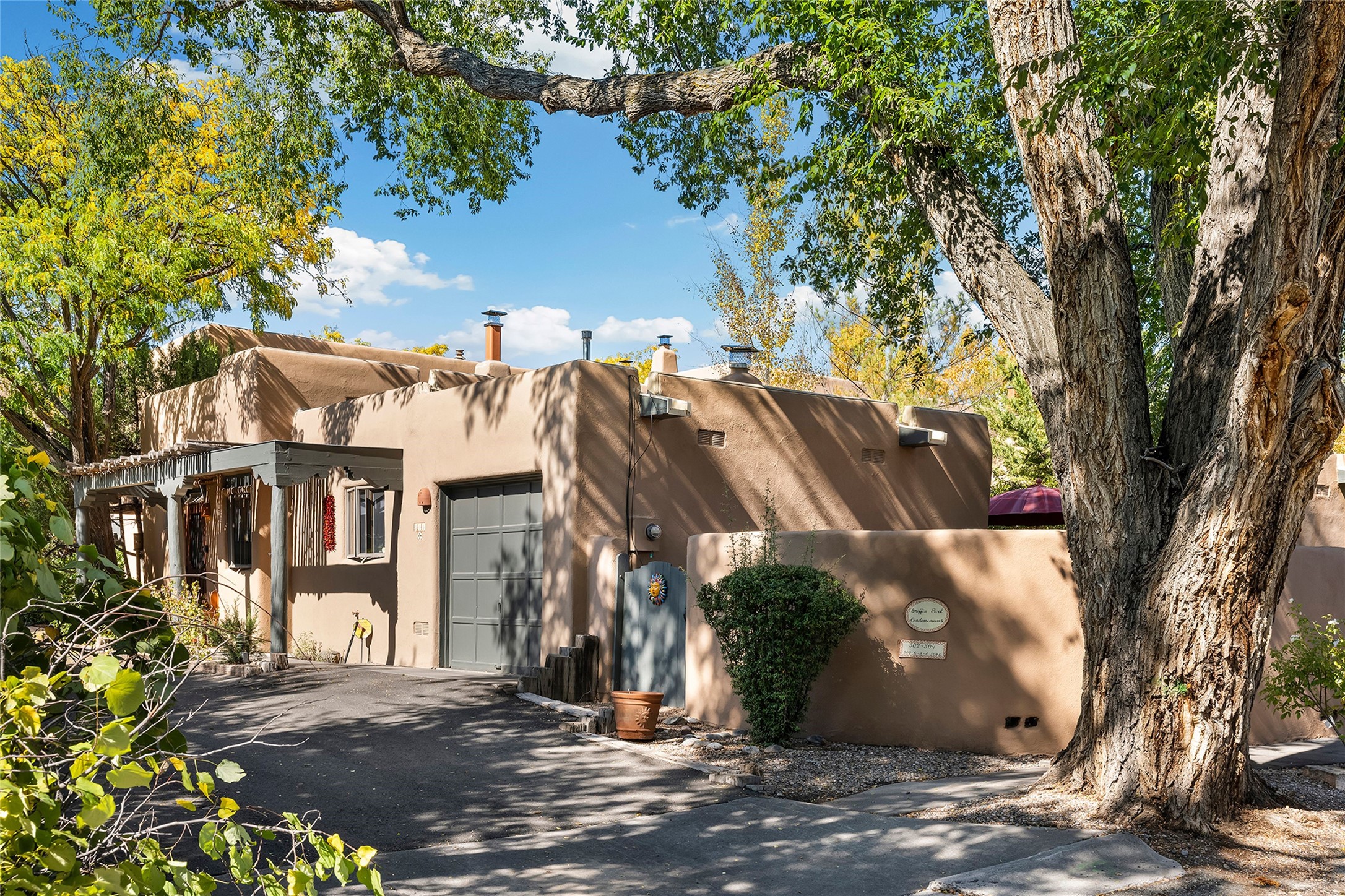 304 Alegre Street