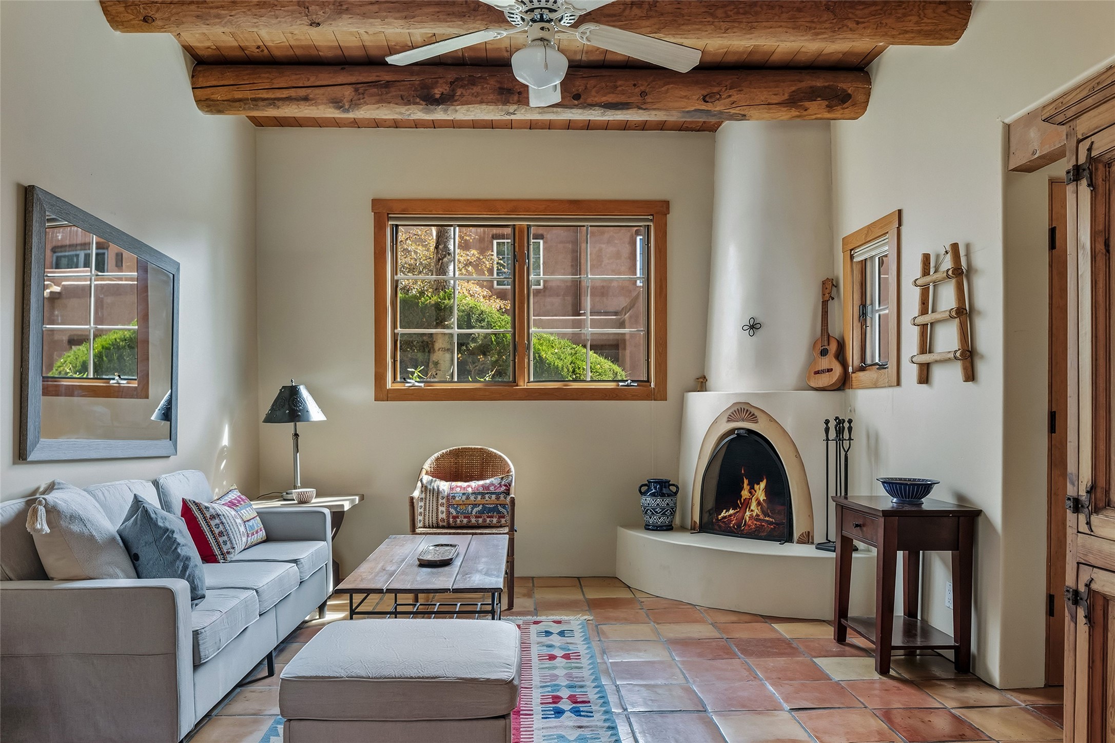 211 Rosario Boulevard 14