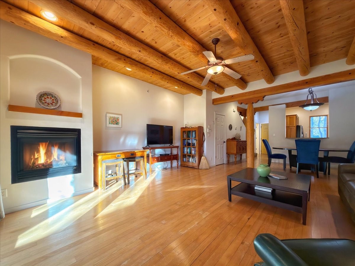 601 W San Mateo 197