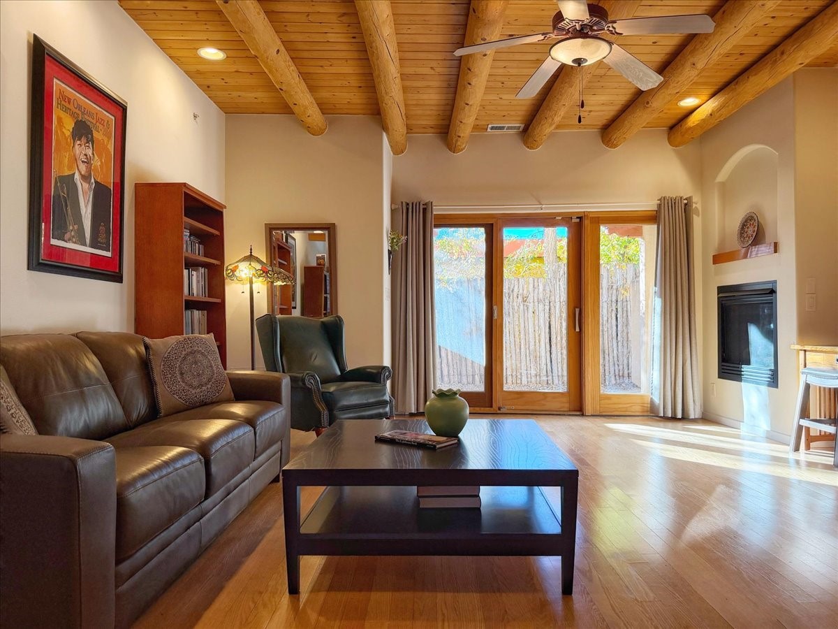 601 W San Mateo 197