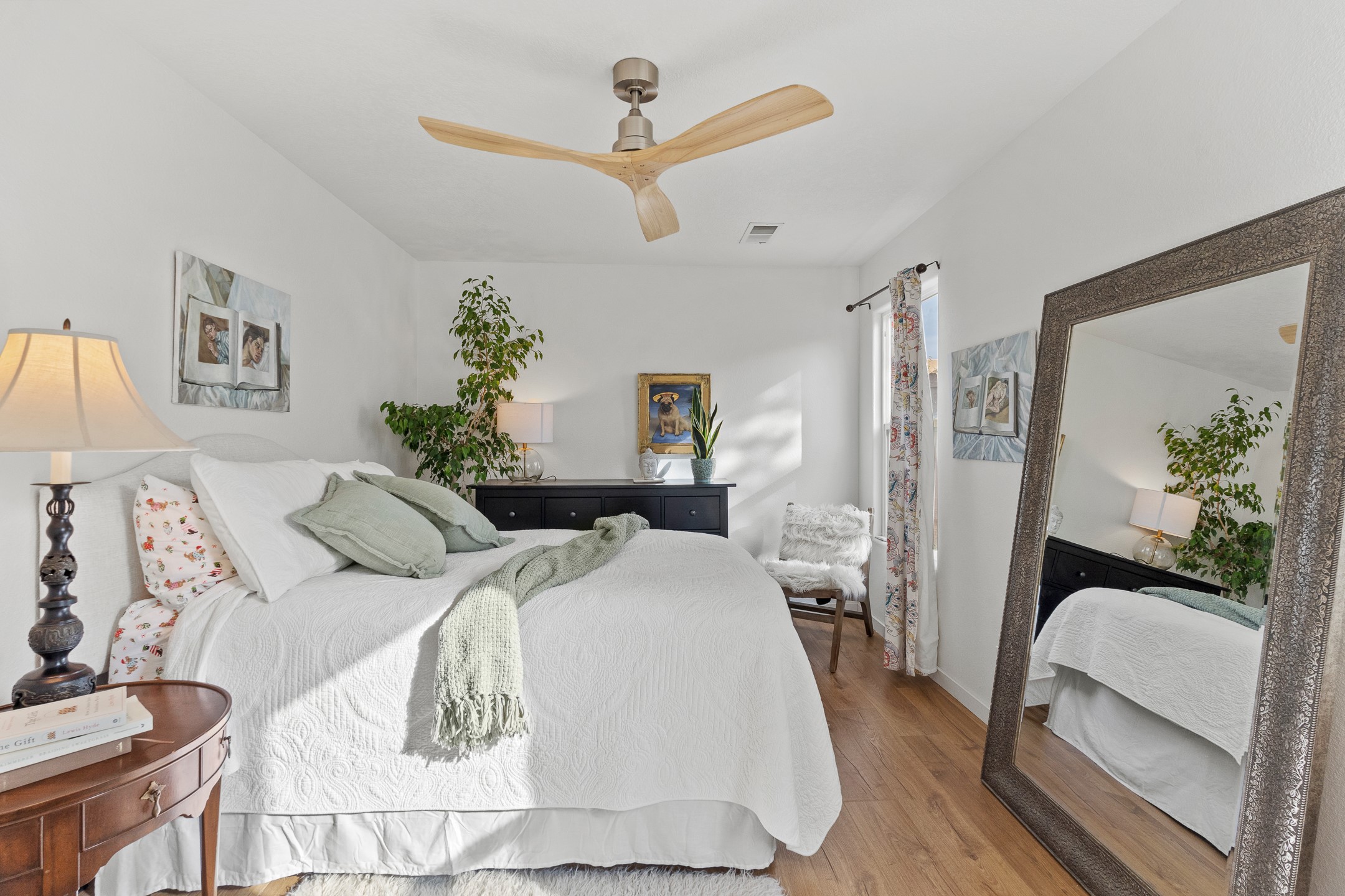 6927 Golden Mesa