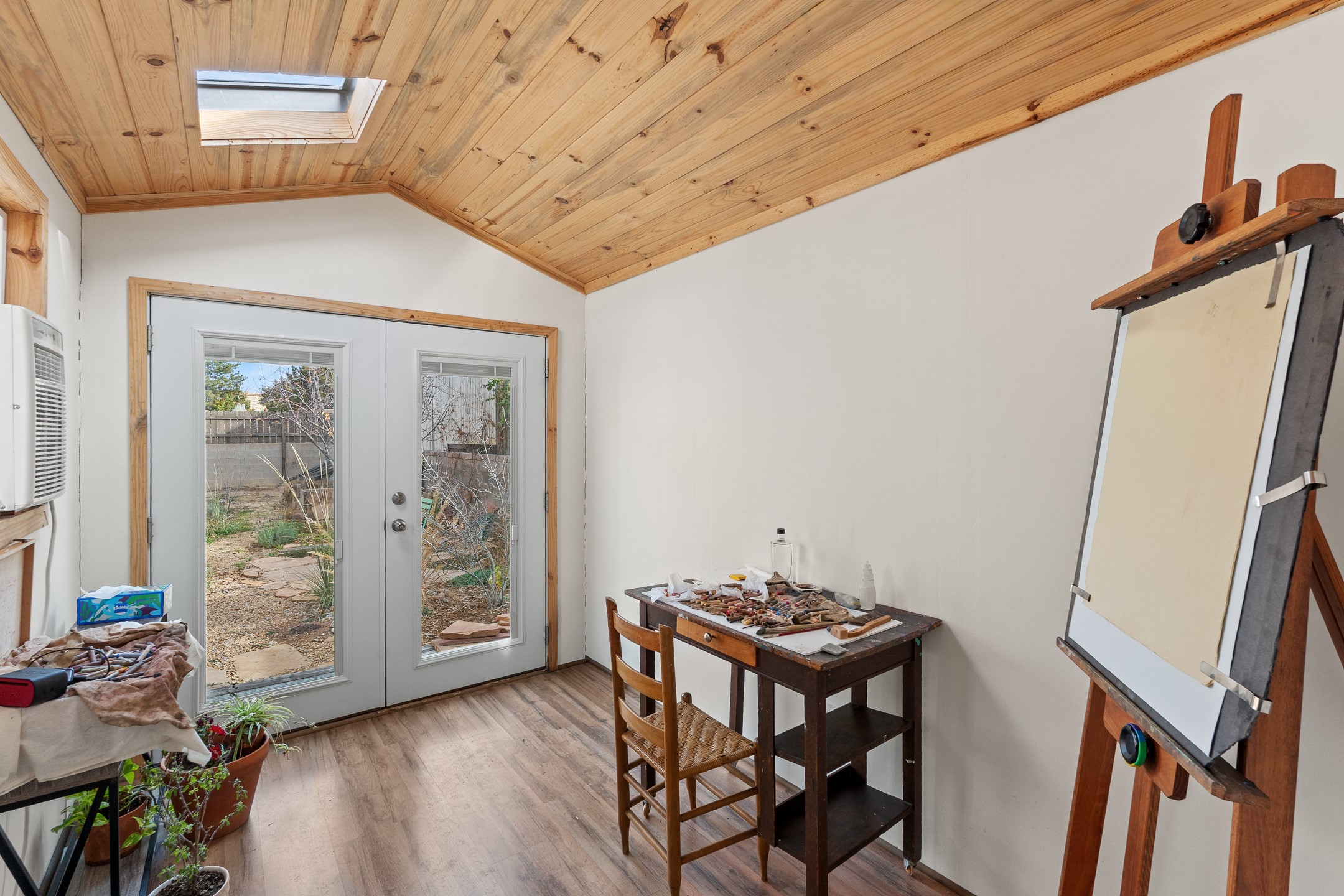 6927 Golden Mesa