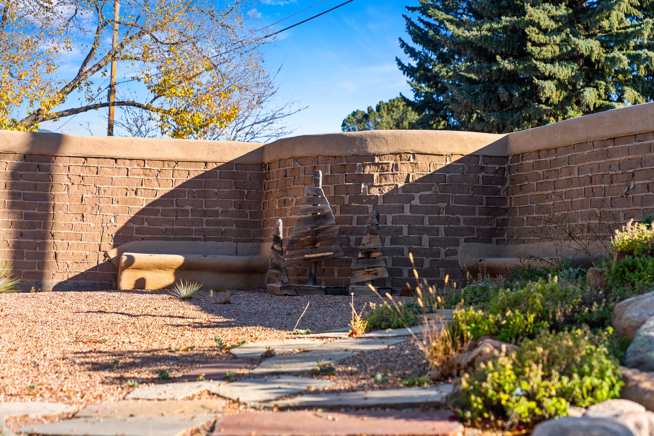 1109 Don Gaspar Lane