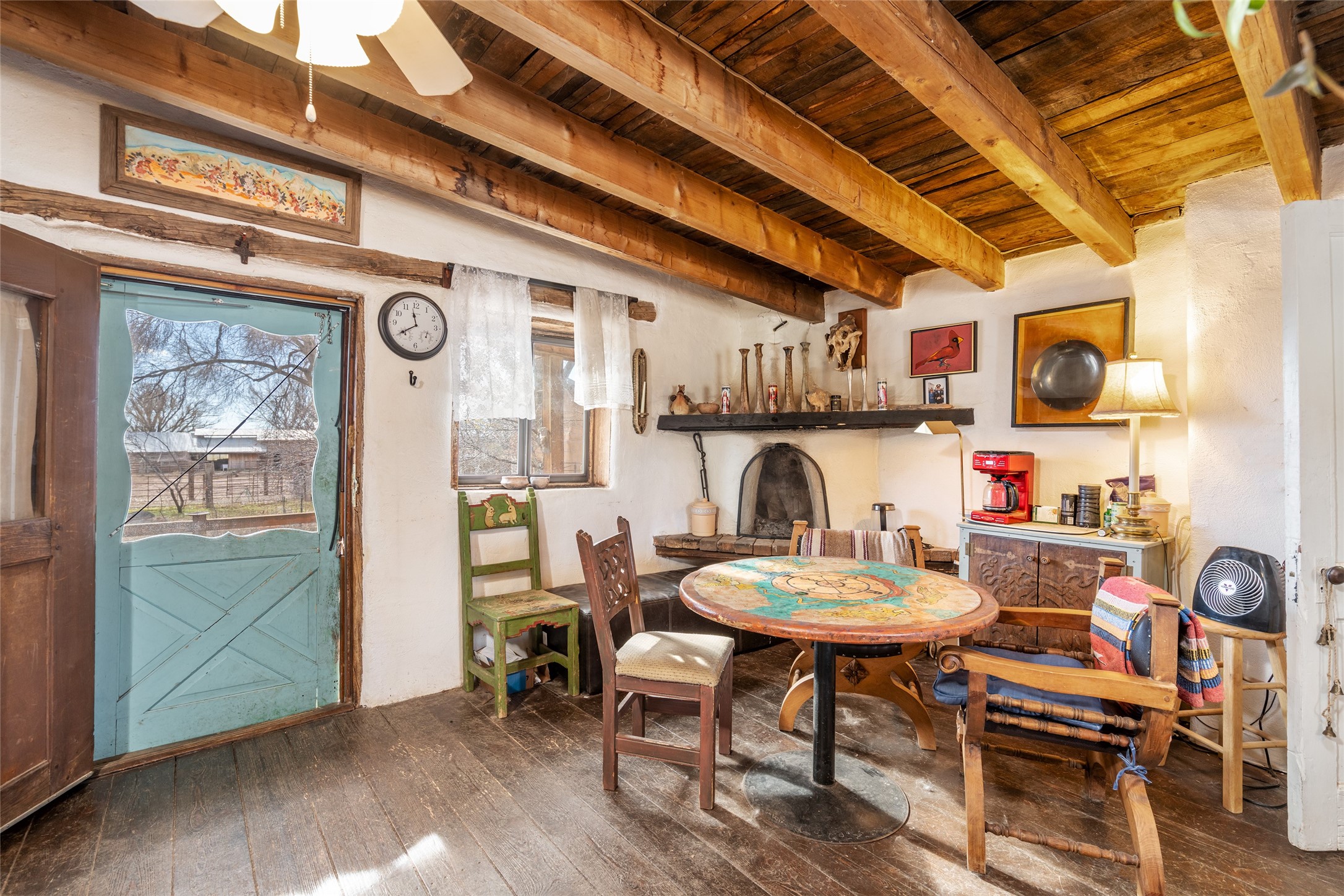 10 A&B Via La Puente A&B