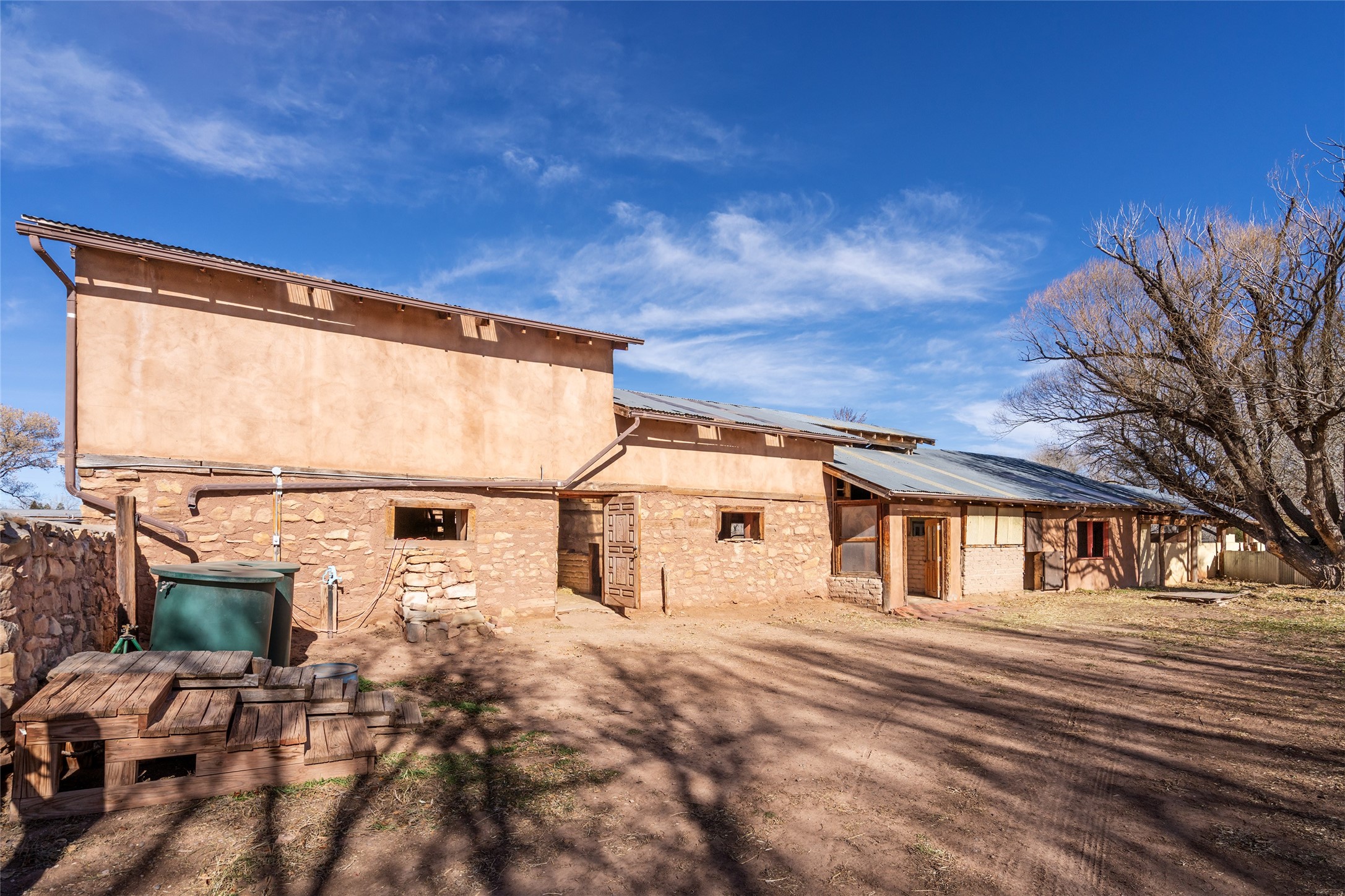 10 A&B Via La Puente A&B