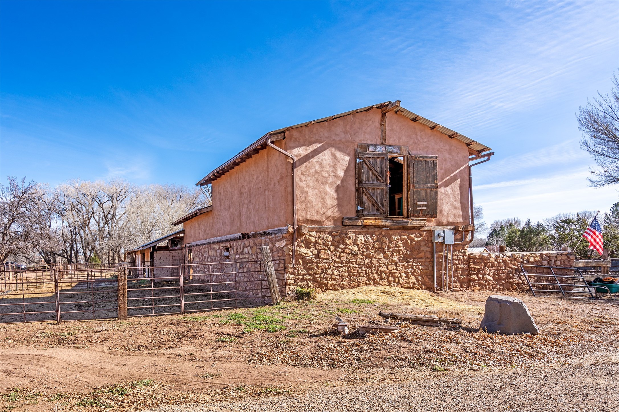 10 A&B Via La Puente A&B