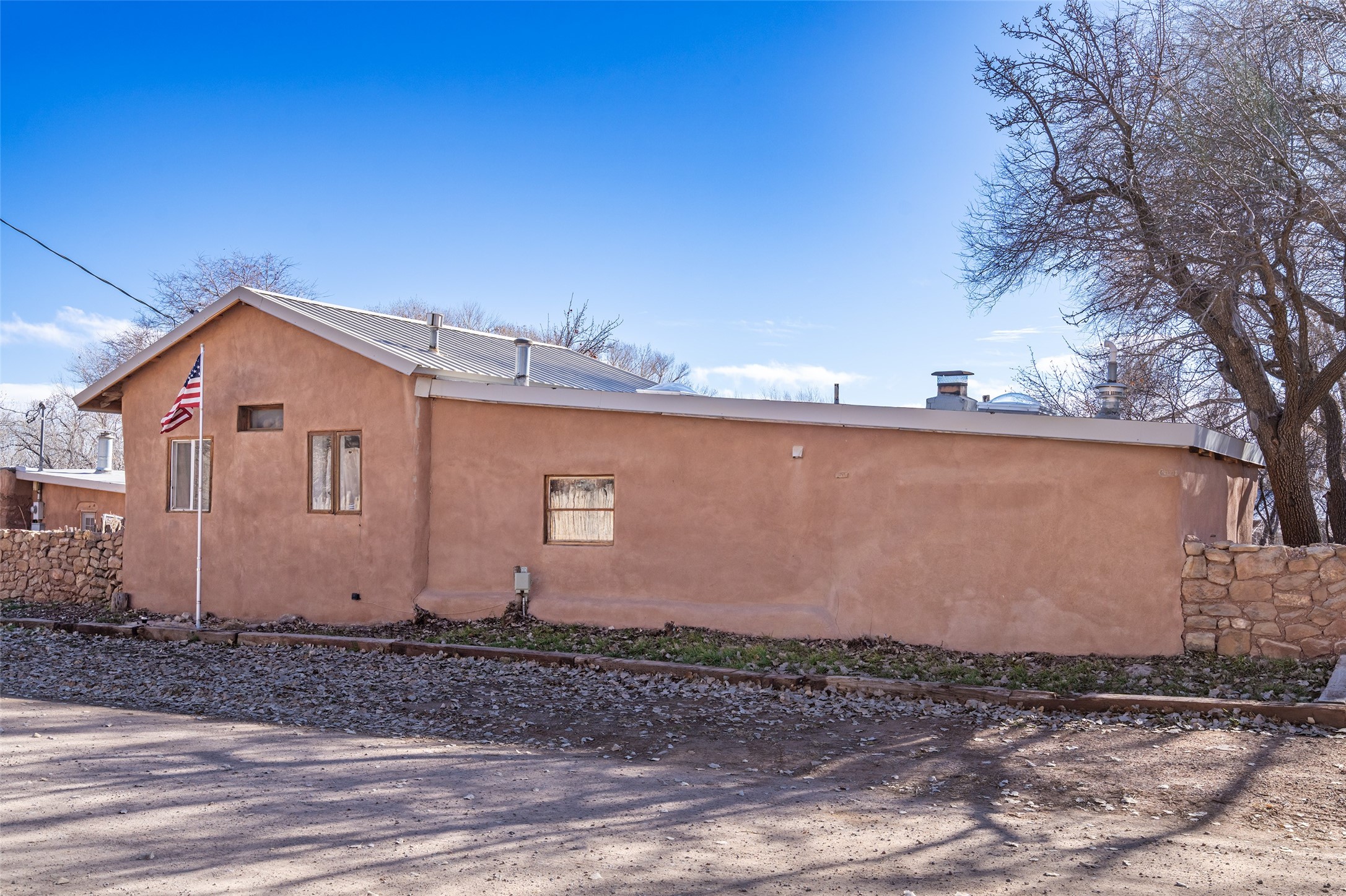 10 A&B Via La Puente A&B