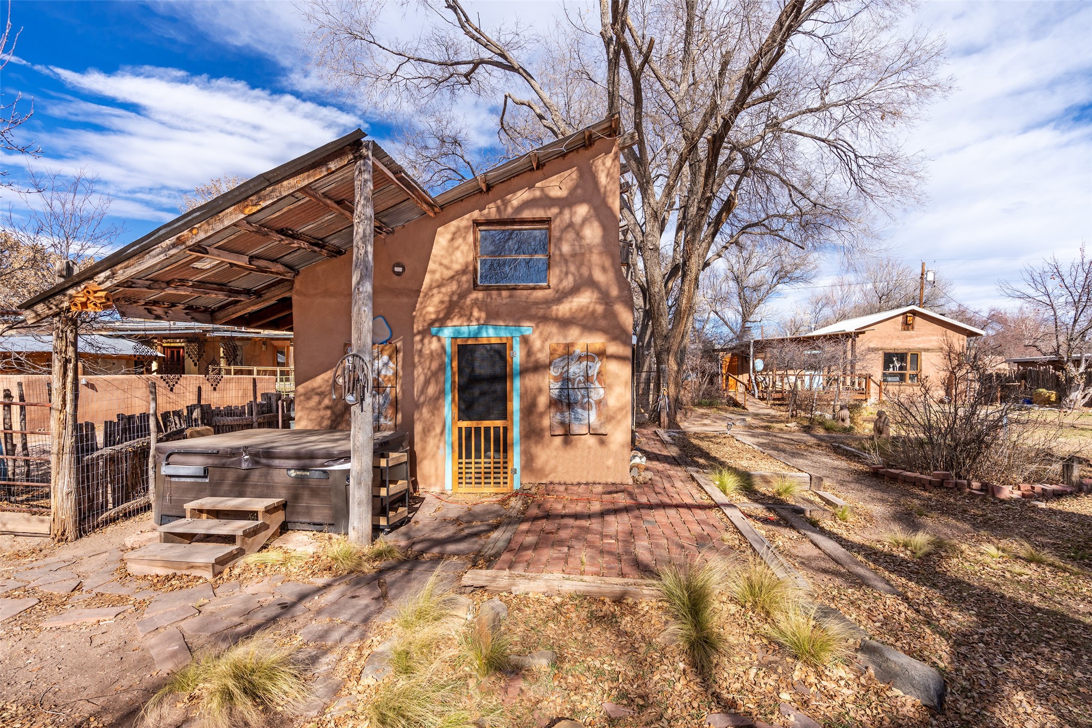 10 A&B Via La Puente A&B