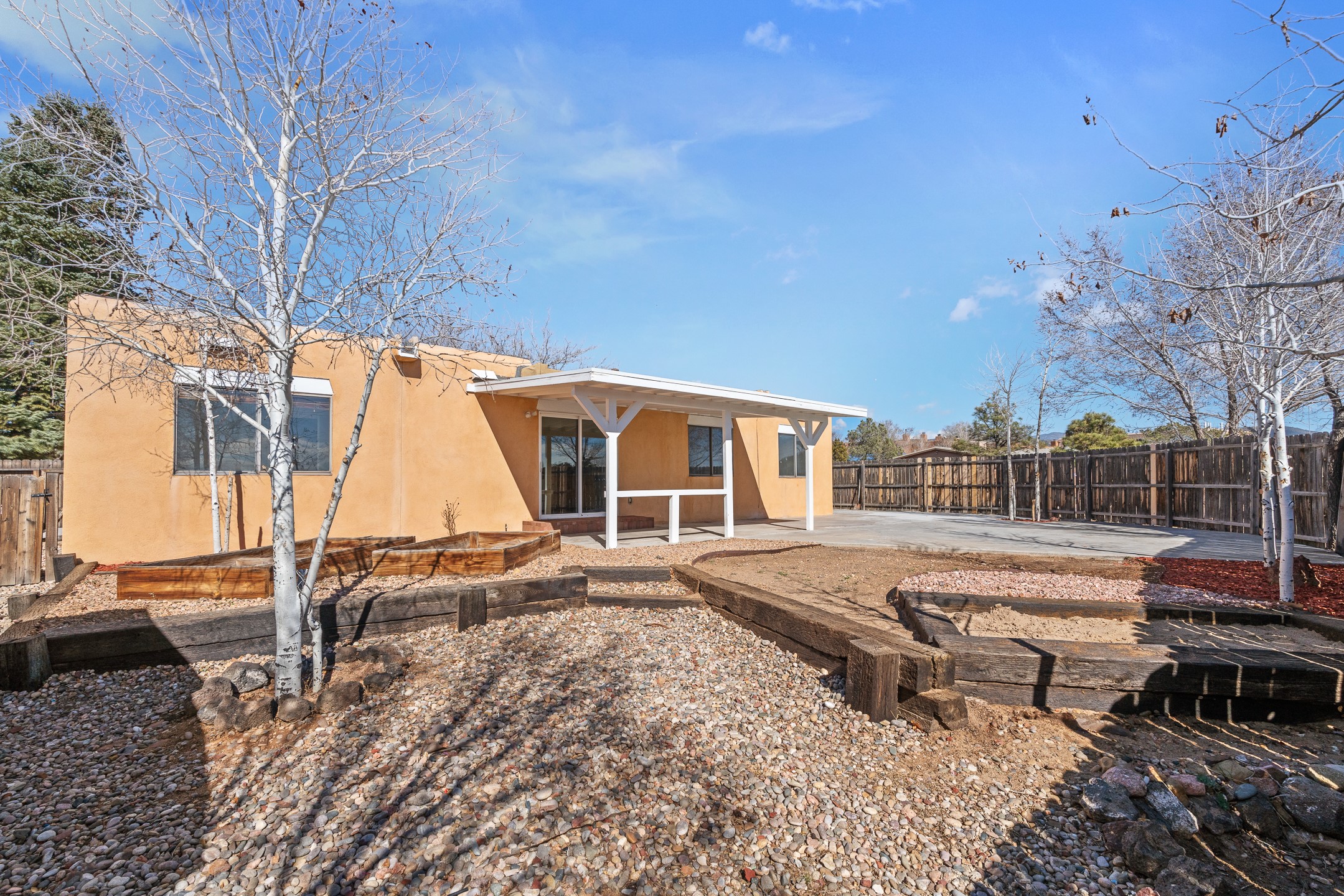 2477 Camino Capitan