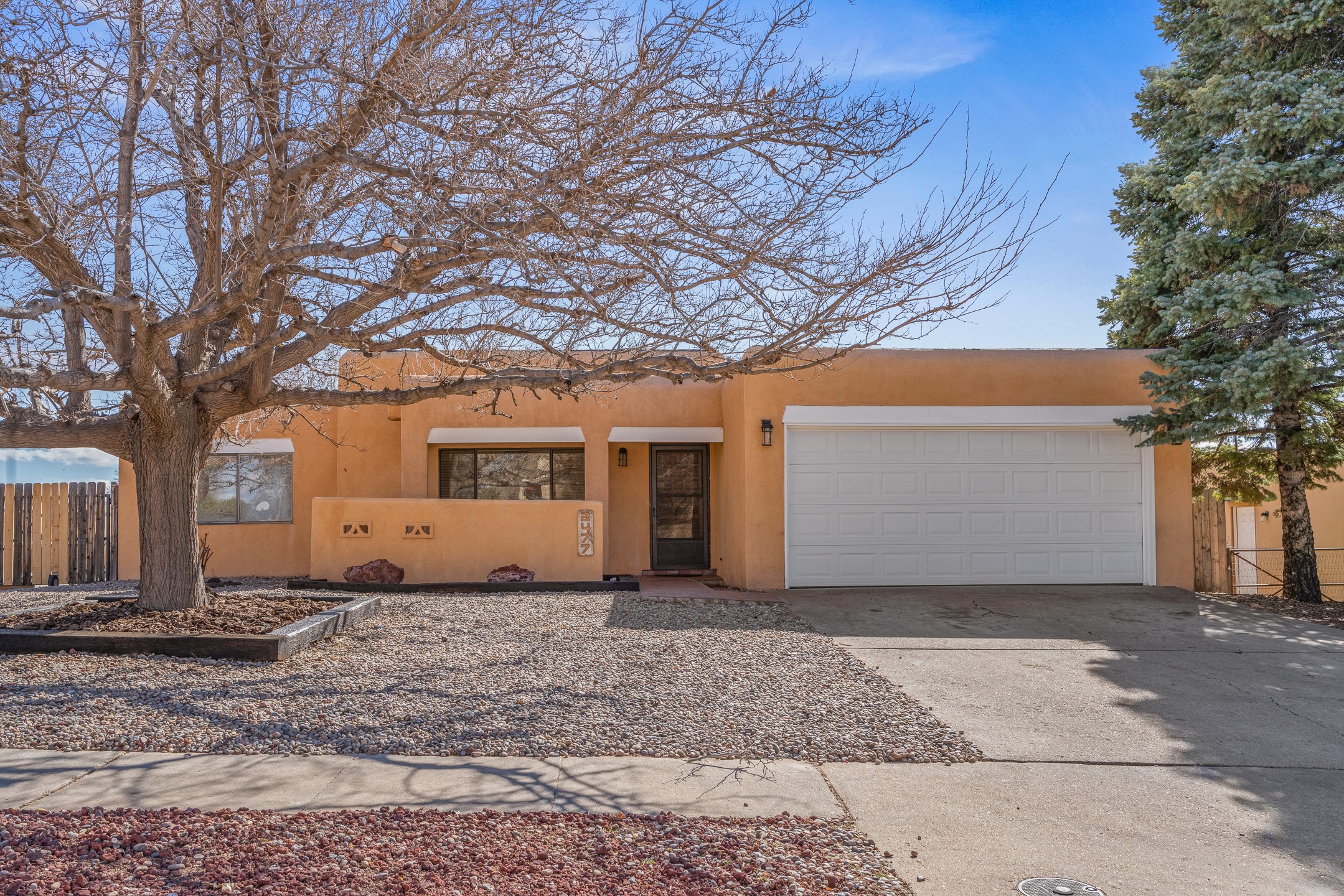2477 Camino Capitan