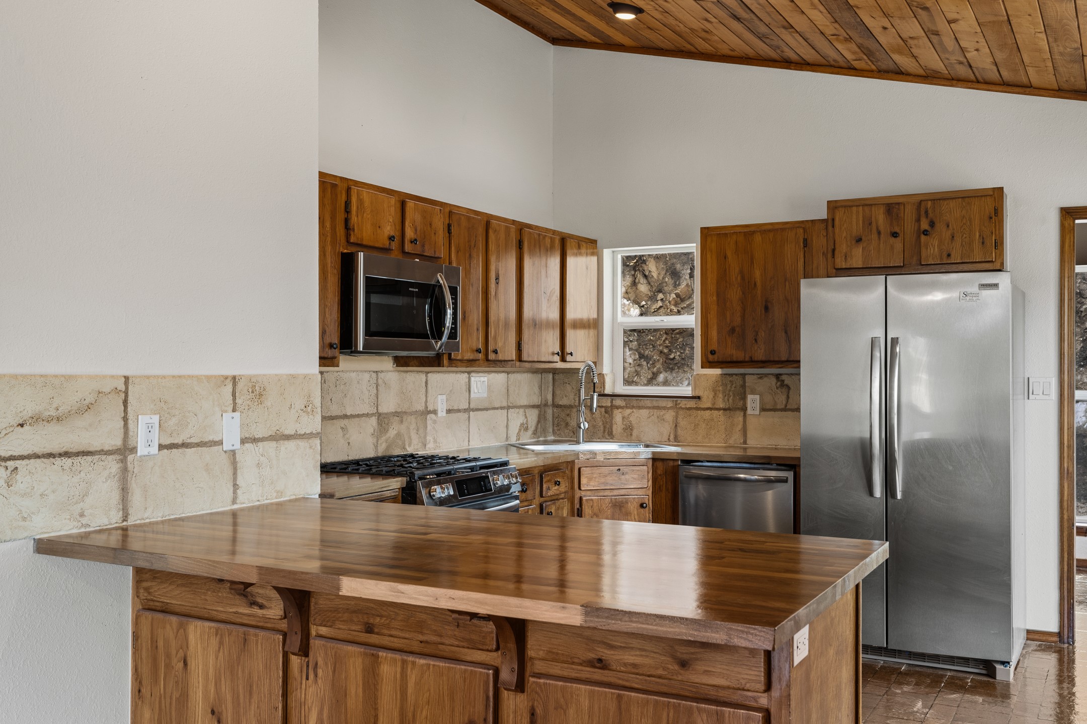 14 Lakeview Place