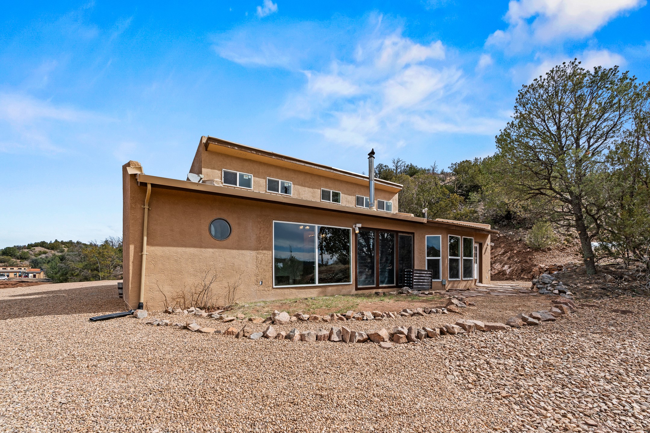 14 Lakeview Place