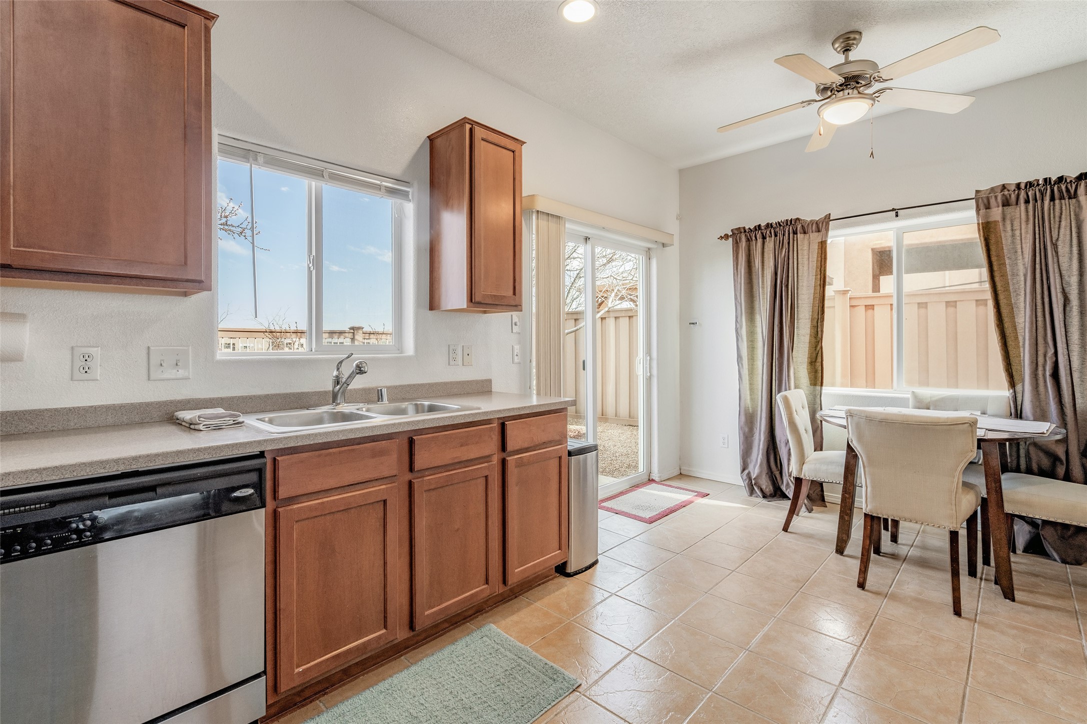 131 Carson Valley
