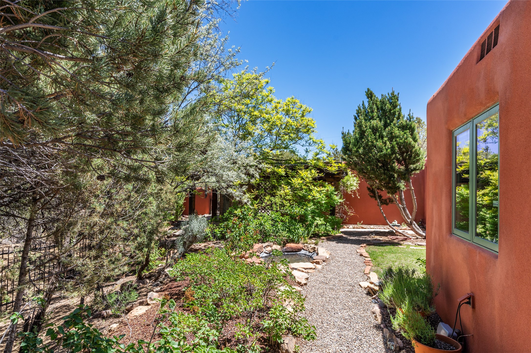 1030 Governor Dempsey Drive
