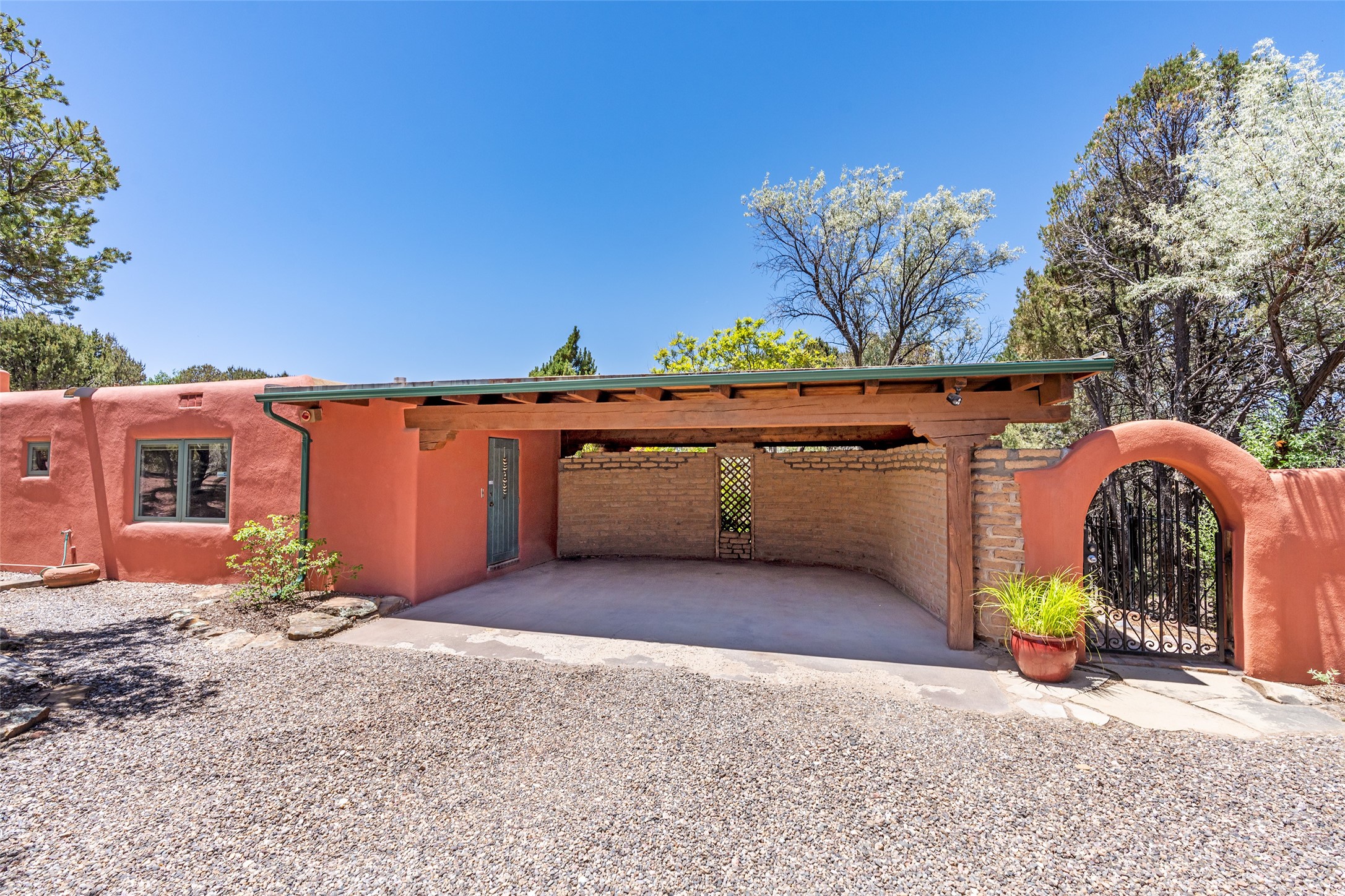 1030 Governor Dempsey Drive