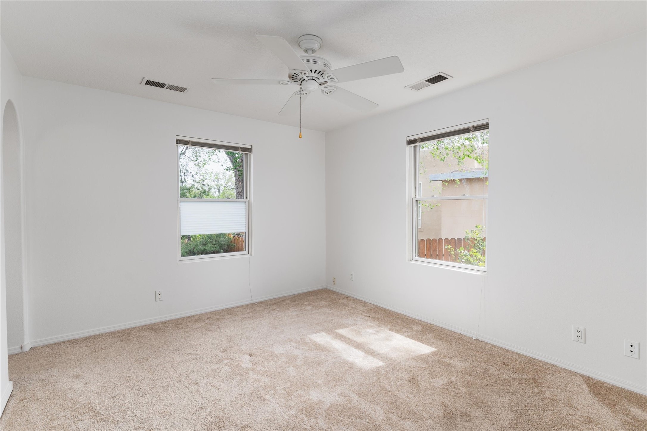 933 Dunlap Street