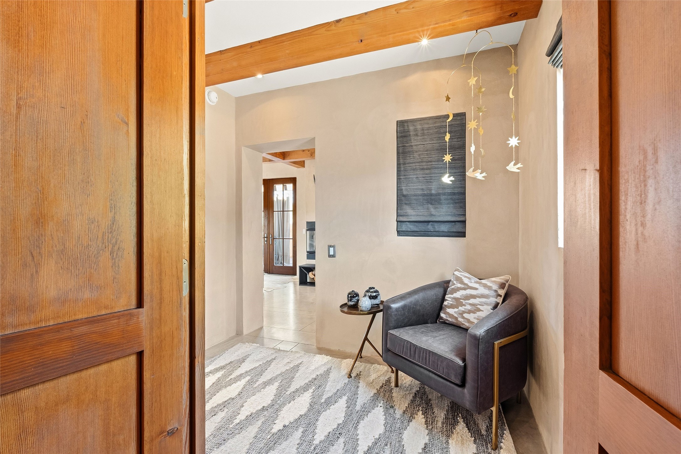 992 and 994 Old Pecos Trail