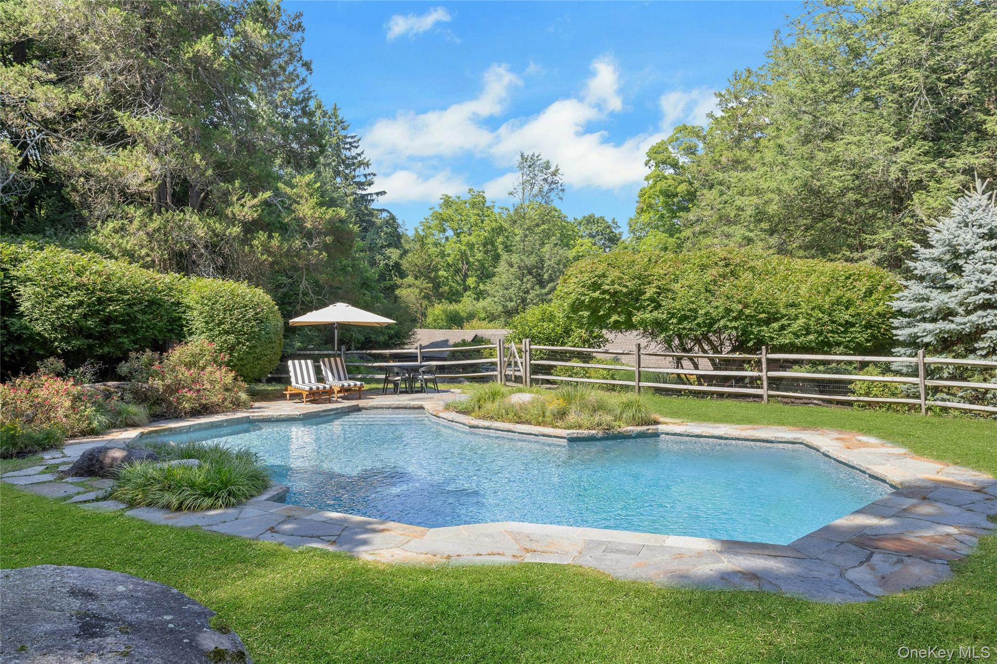 183 Hickory Kingdom Road