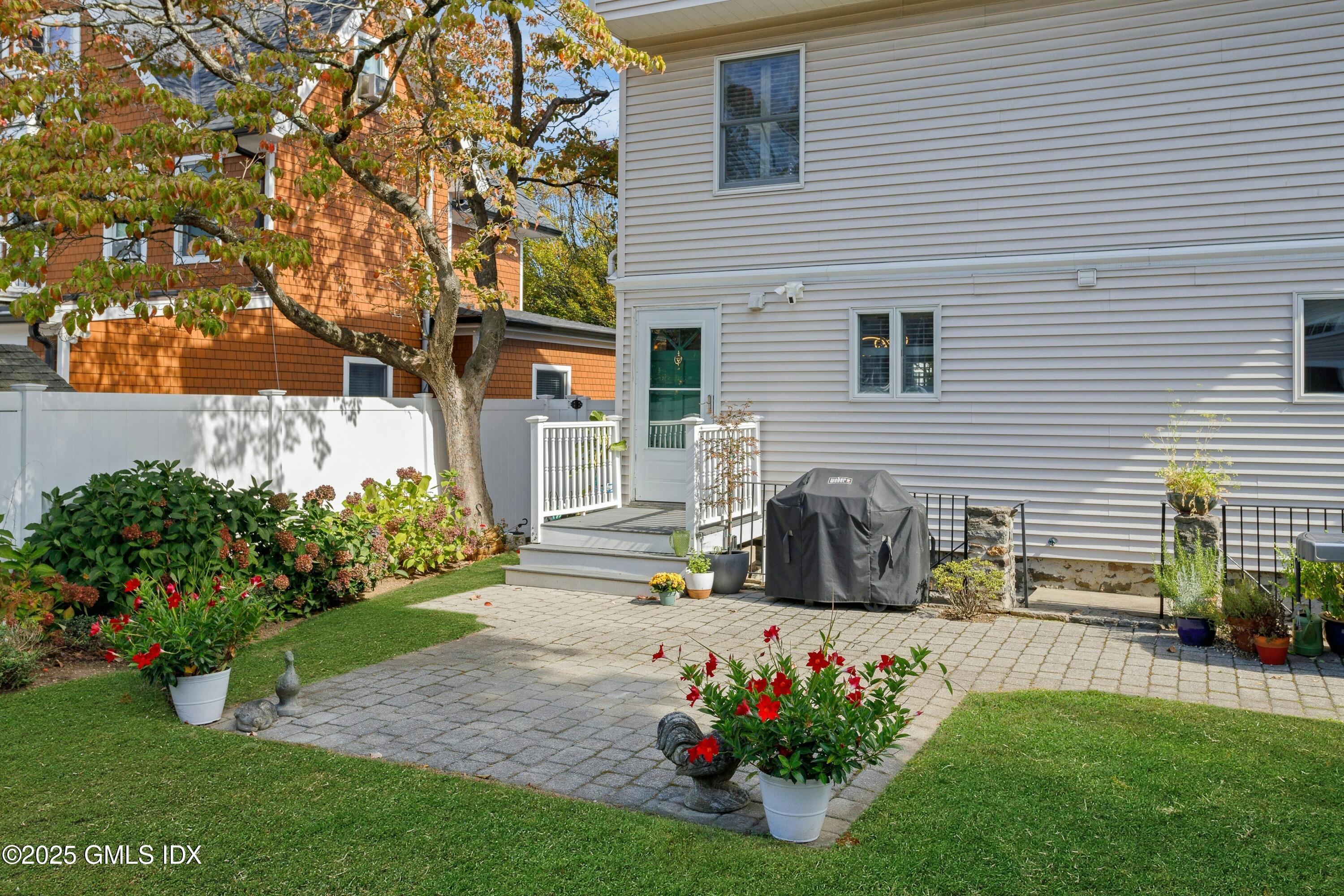 98 Prospect Street