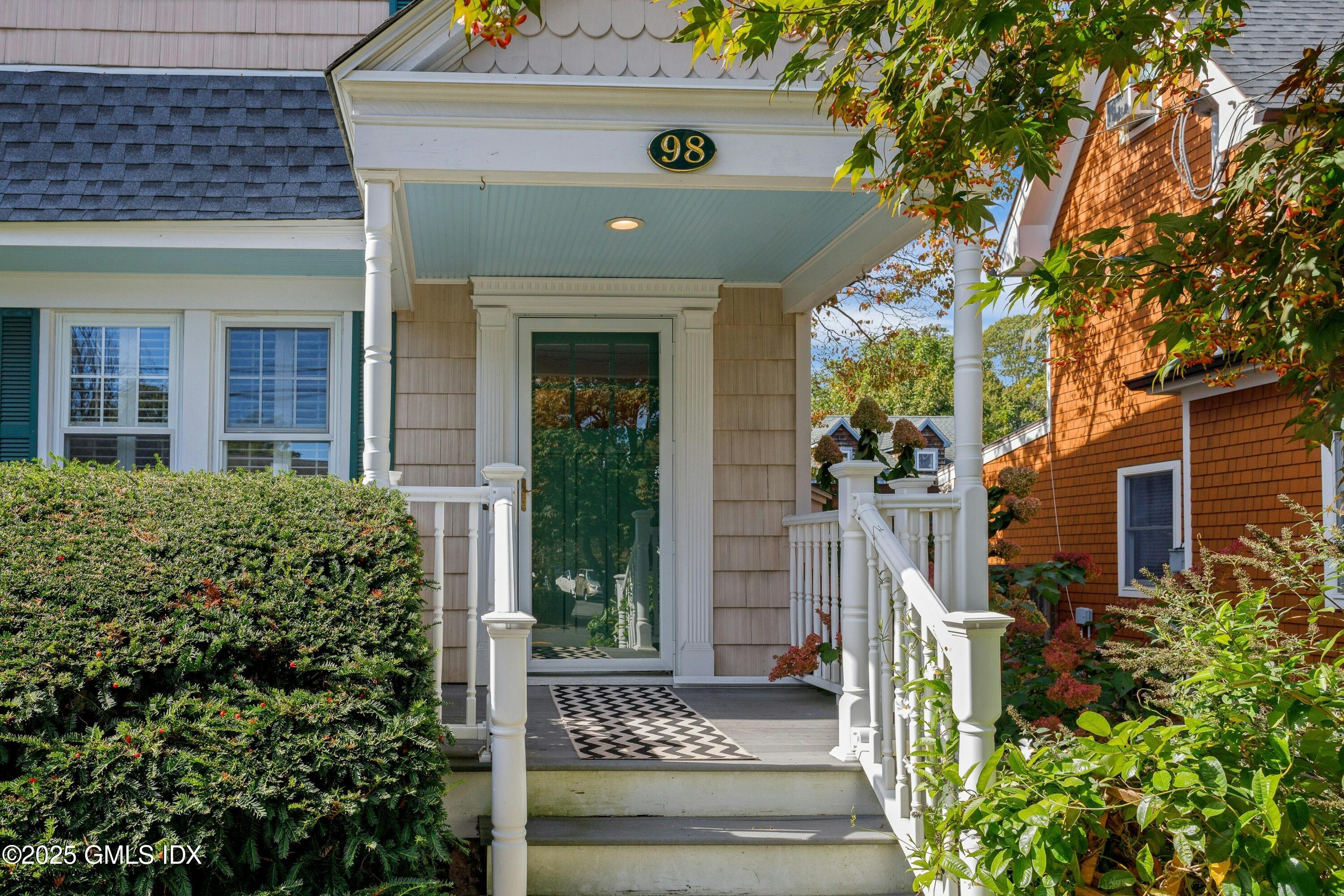 98 Prospect Street