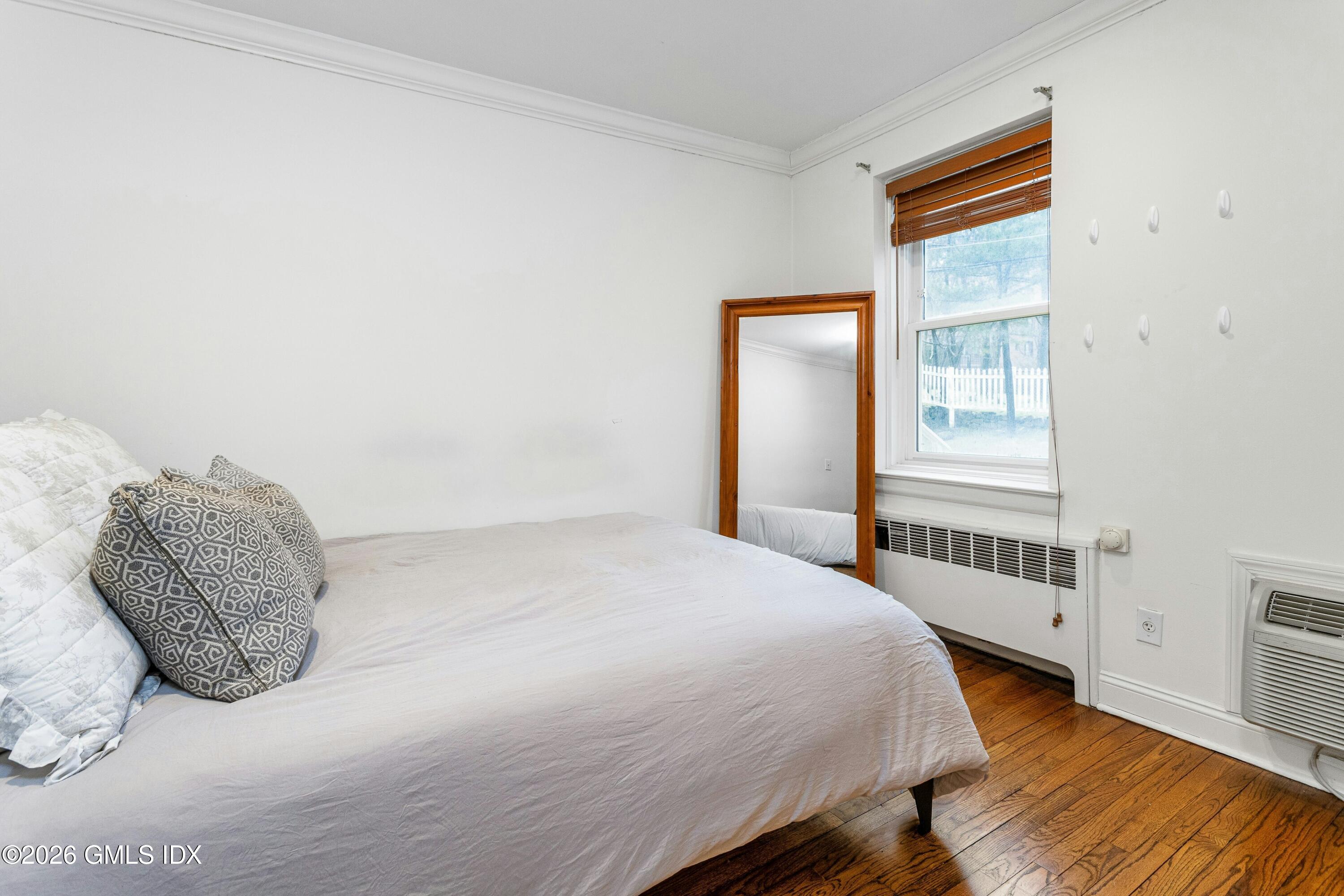 50 Lafayette Place APT 1J