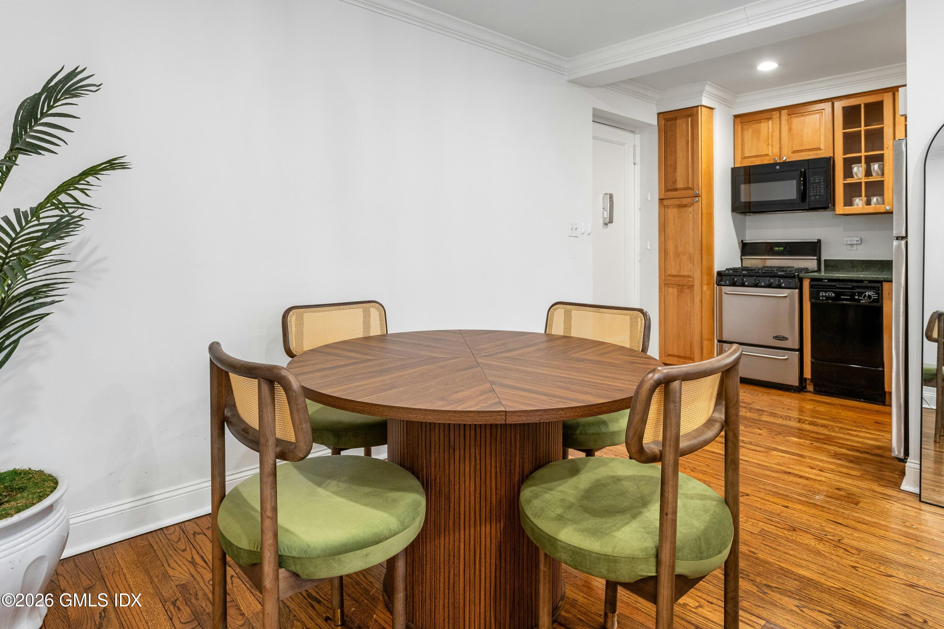 50 Lafayette Place APT 1J