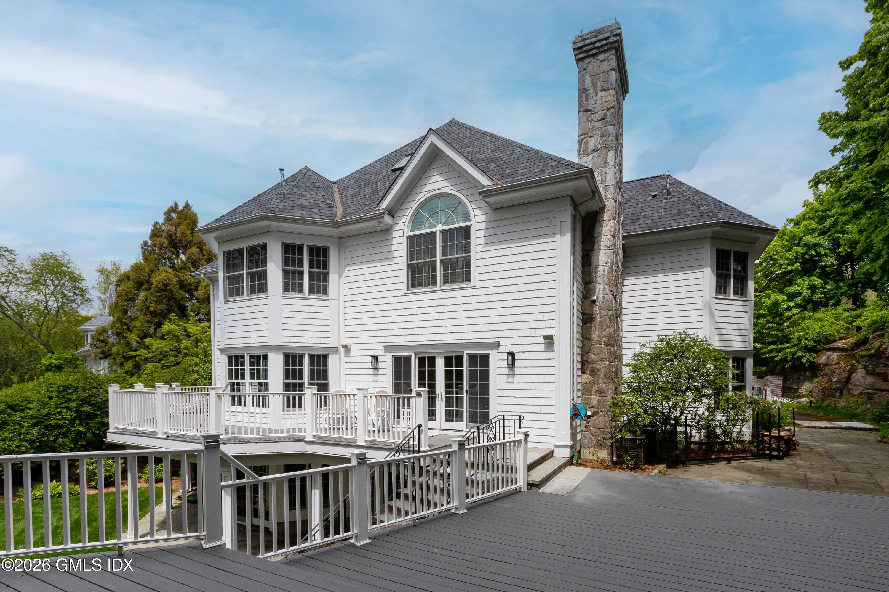 20 Oak Street