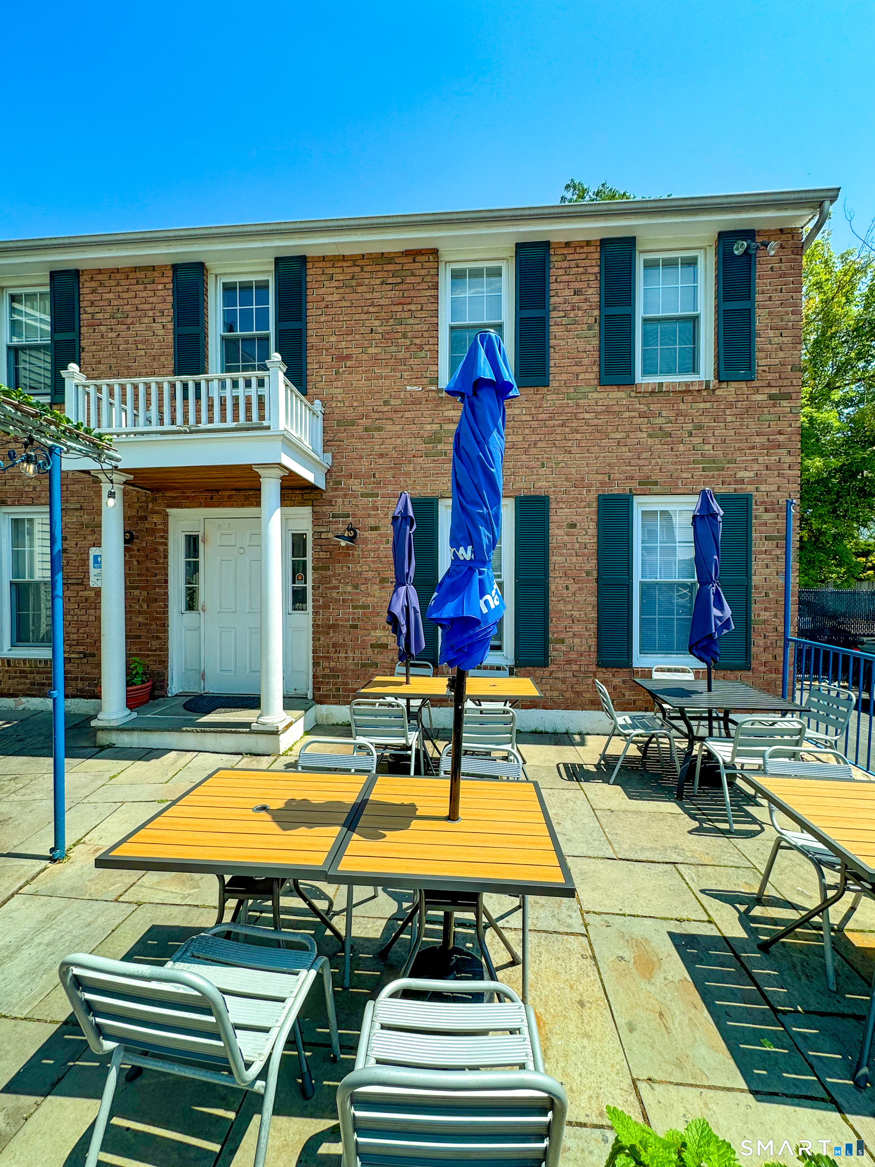 104 Rowayton Avenue Unit: Rear Bldg Unit 1
