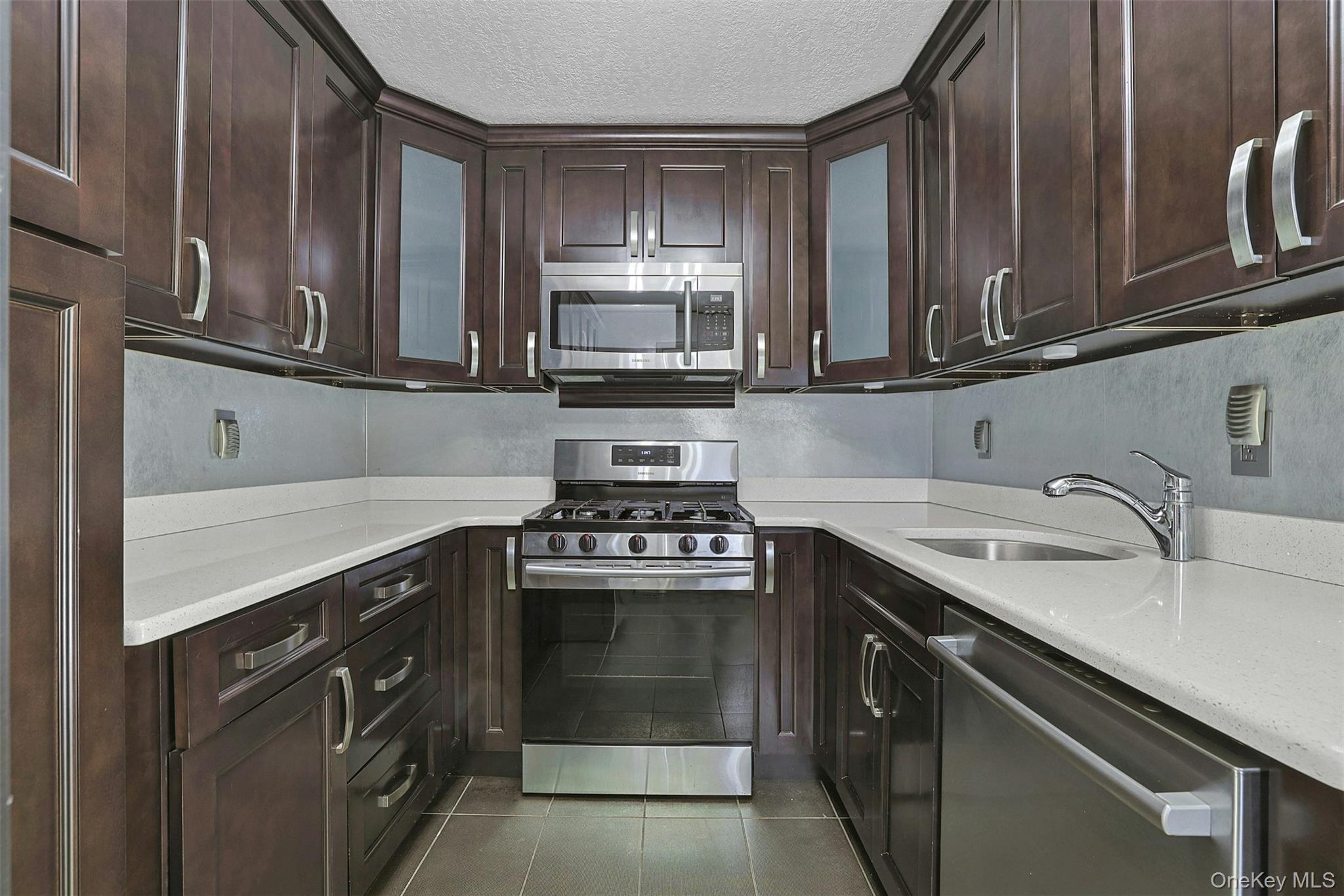 51 Vista Drive Unit: B341