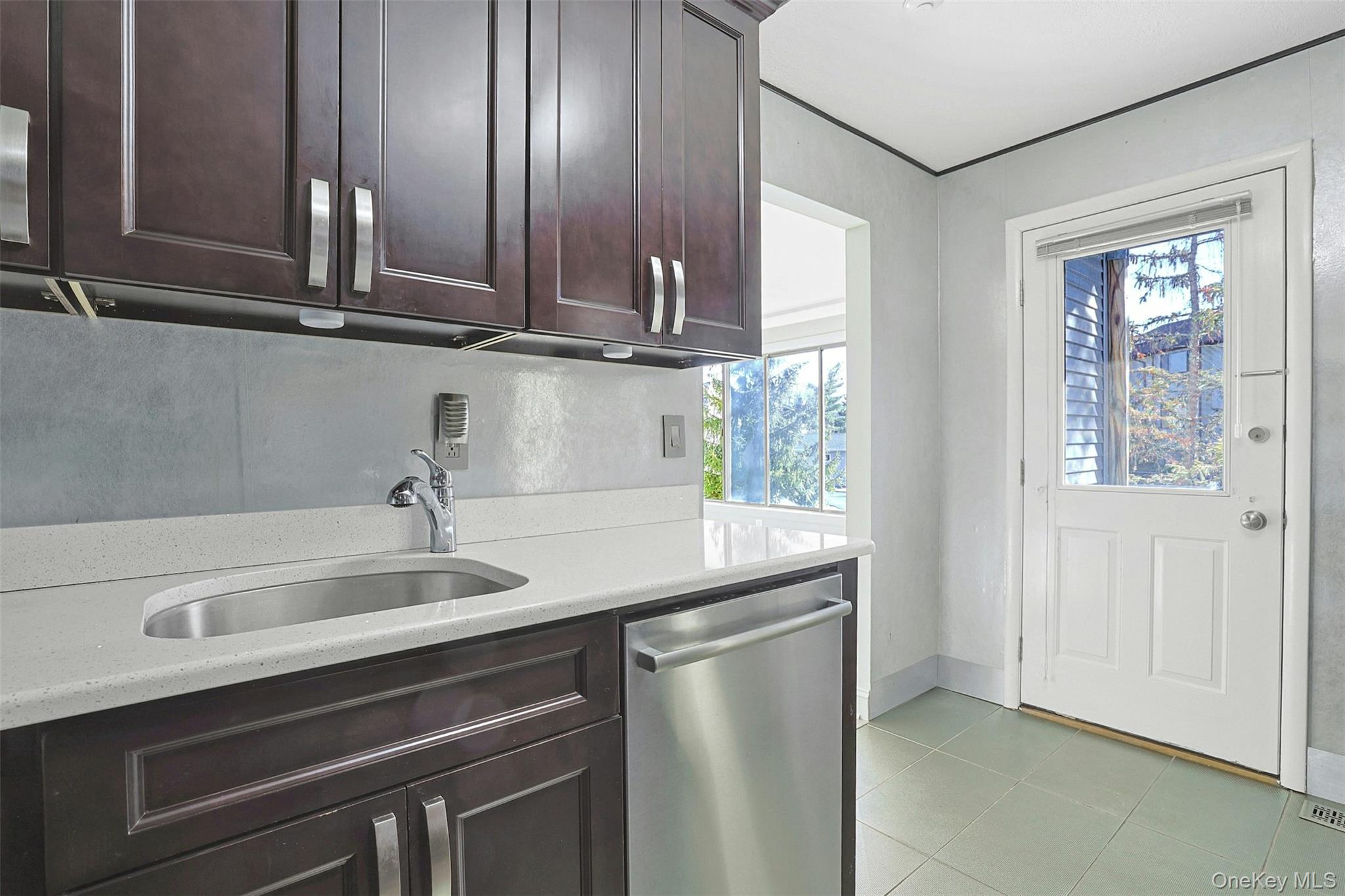 51 Vista Drive Unit: B341