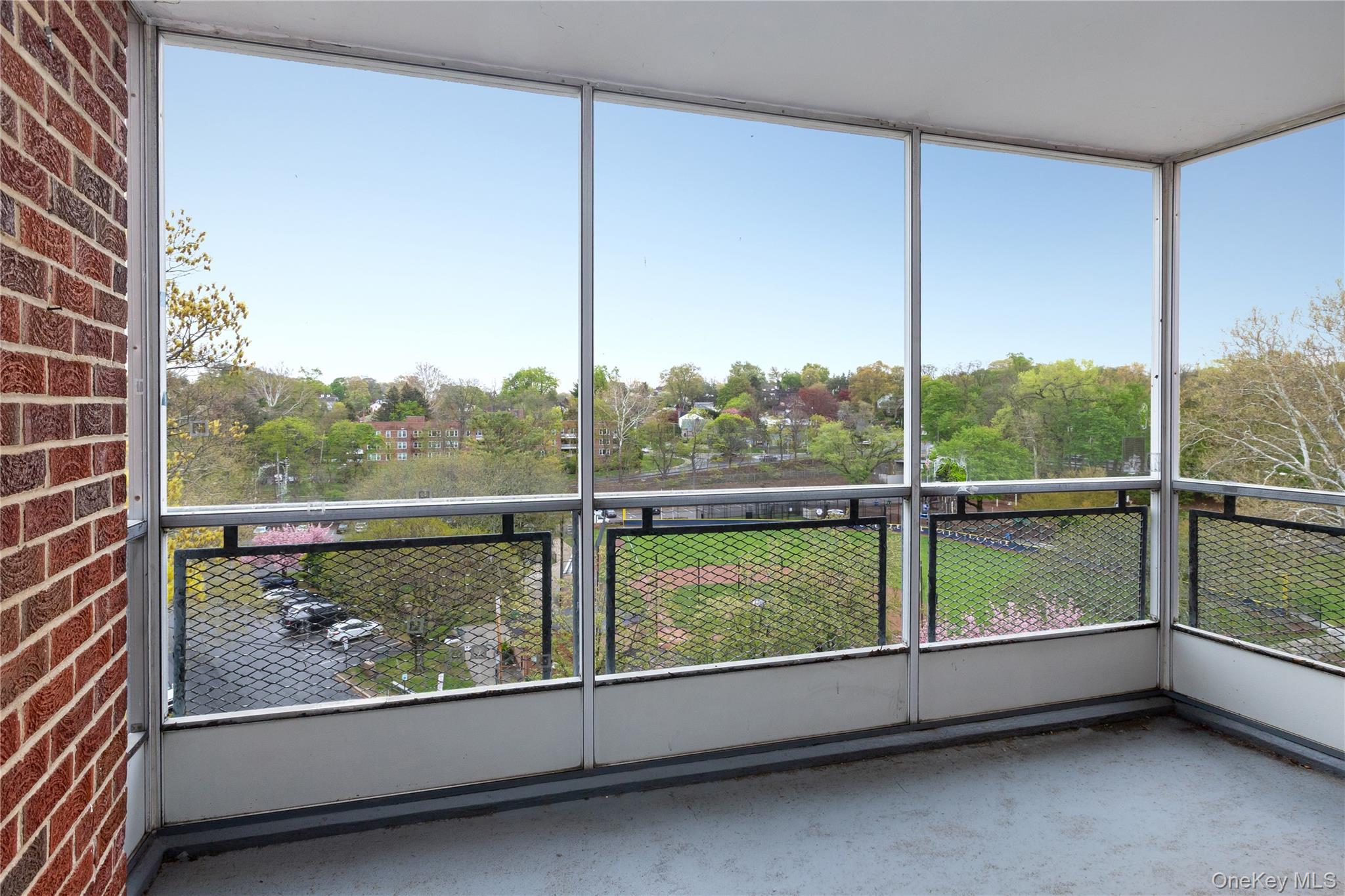 281 Garth Road Unit: B6F