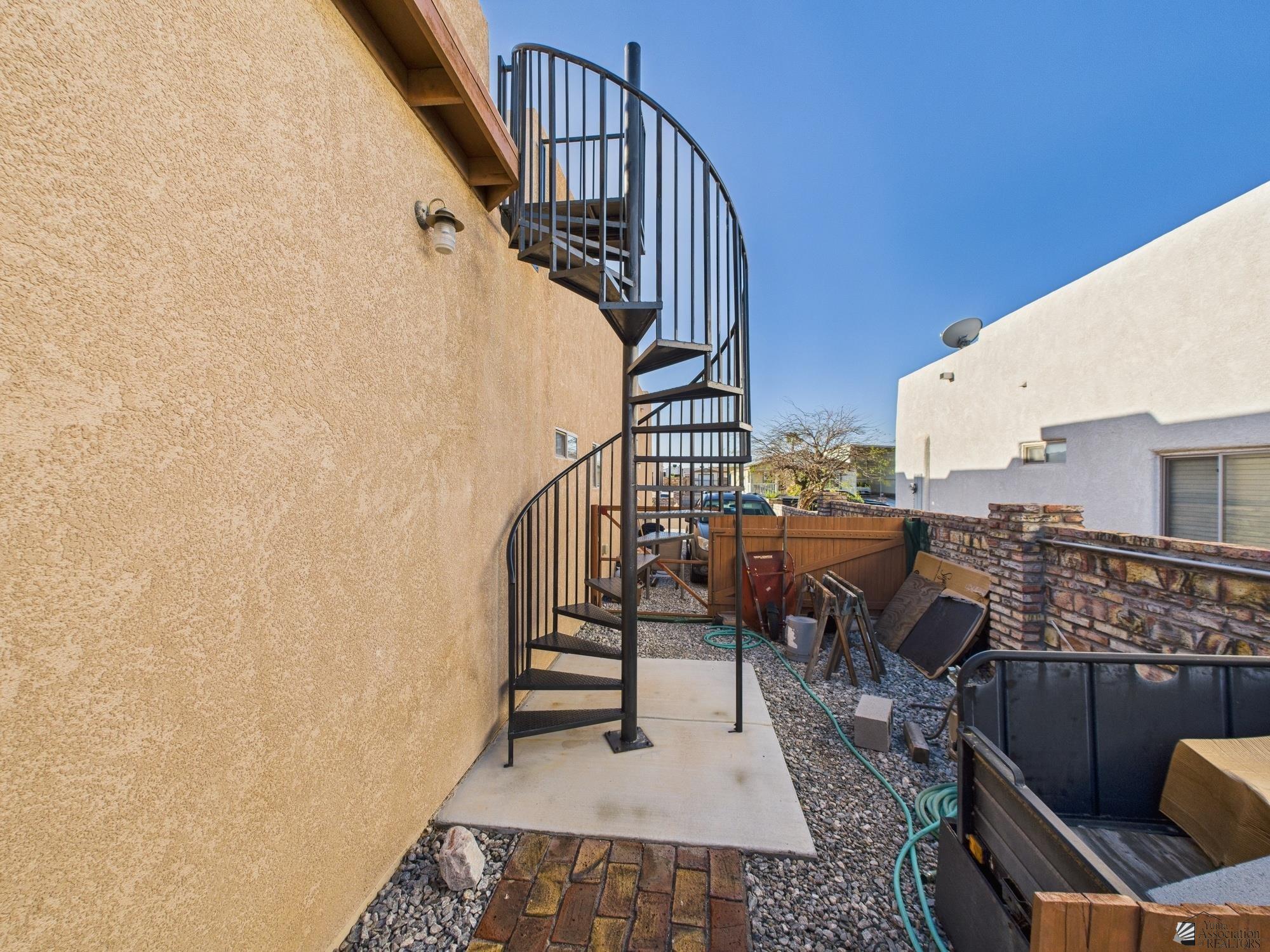 14340 E 49 Ln