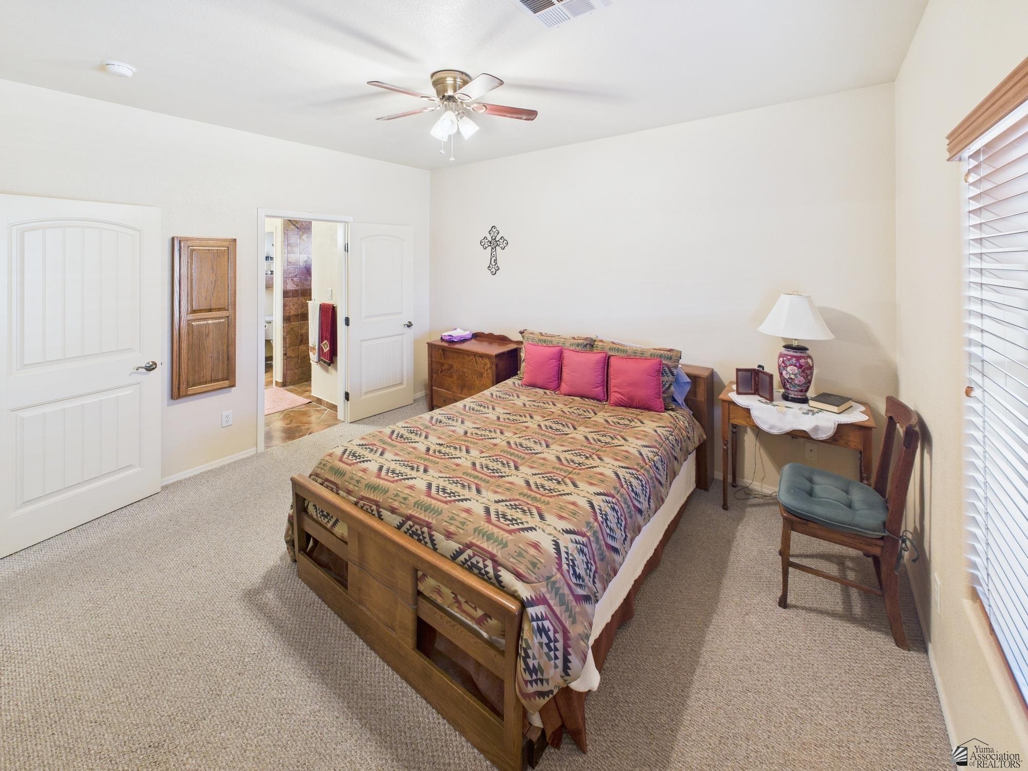 14340 E 49 Ln