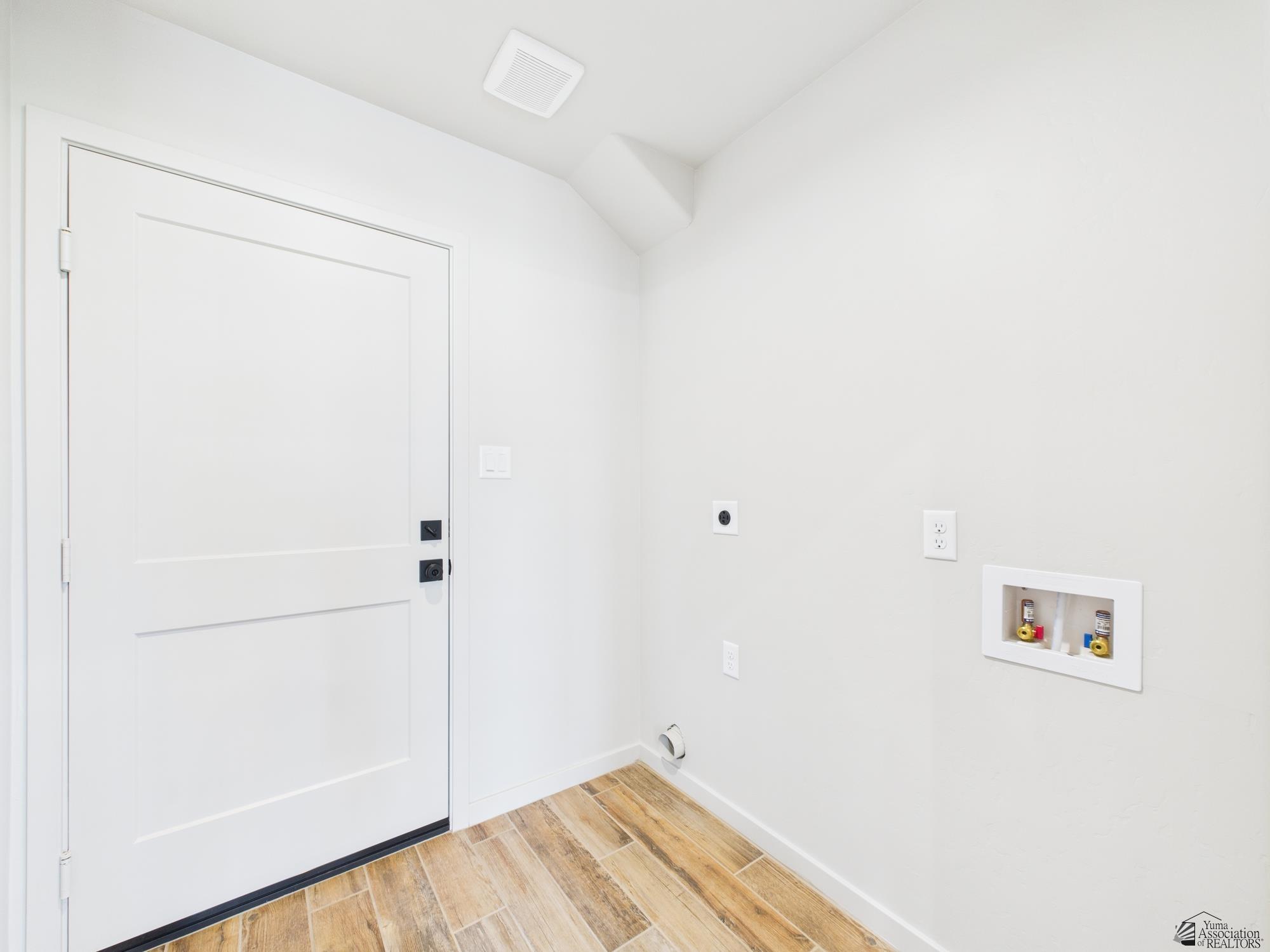 12116 E Calle Del Cid