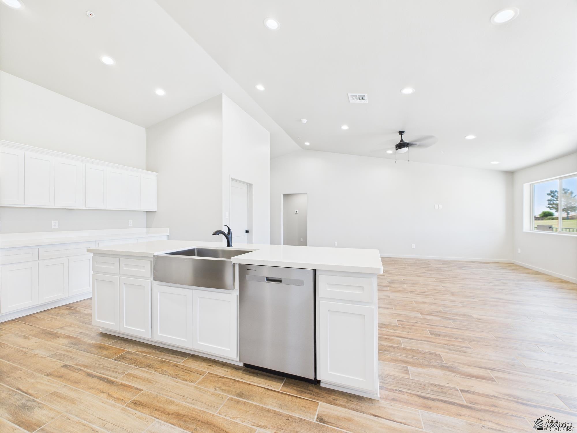 12116 E Calle Del Cid