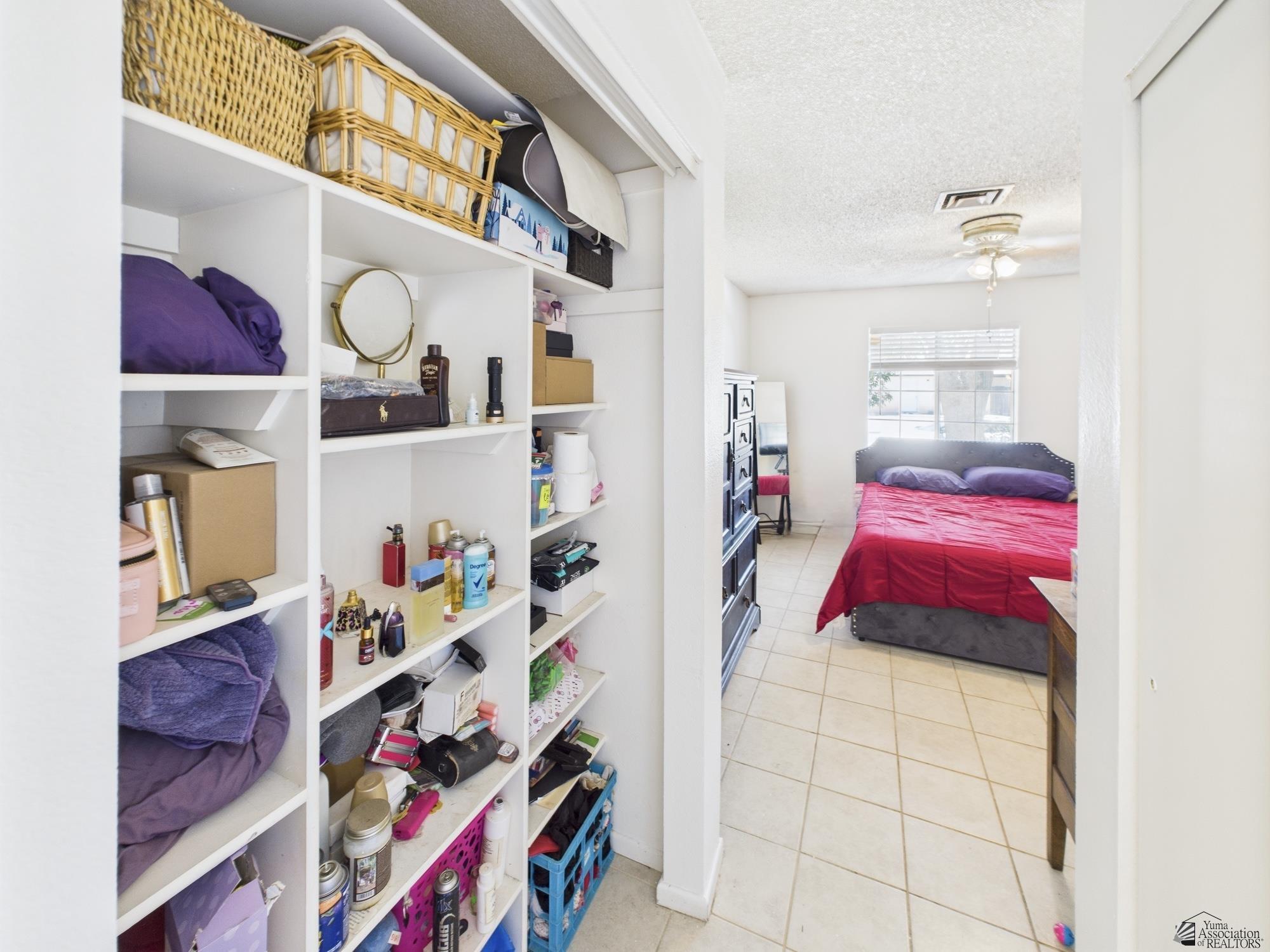 4110 W Linda Ln