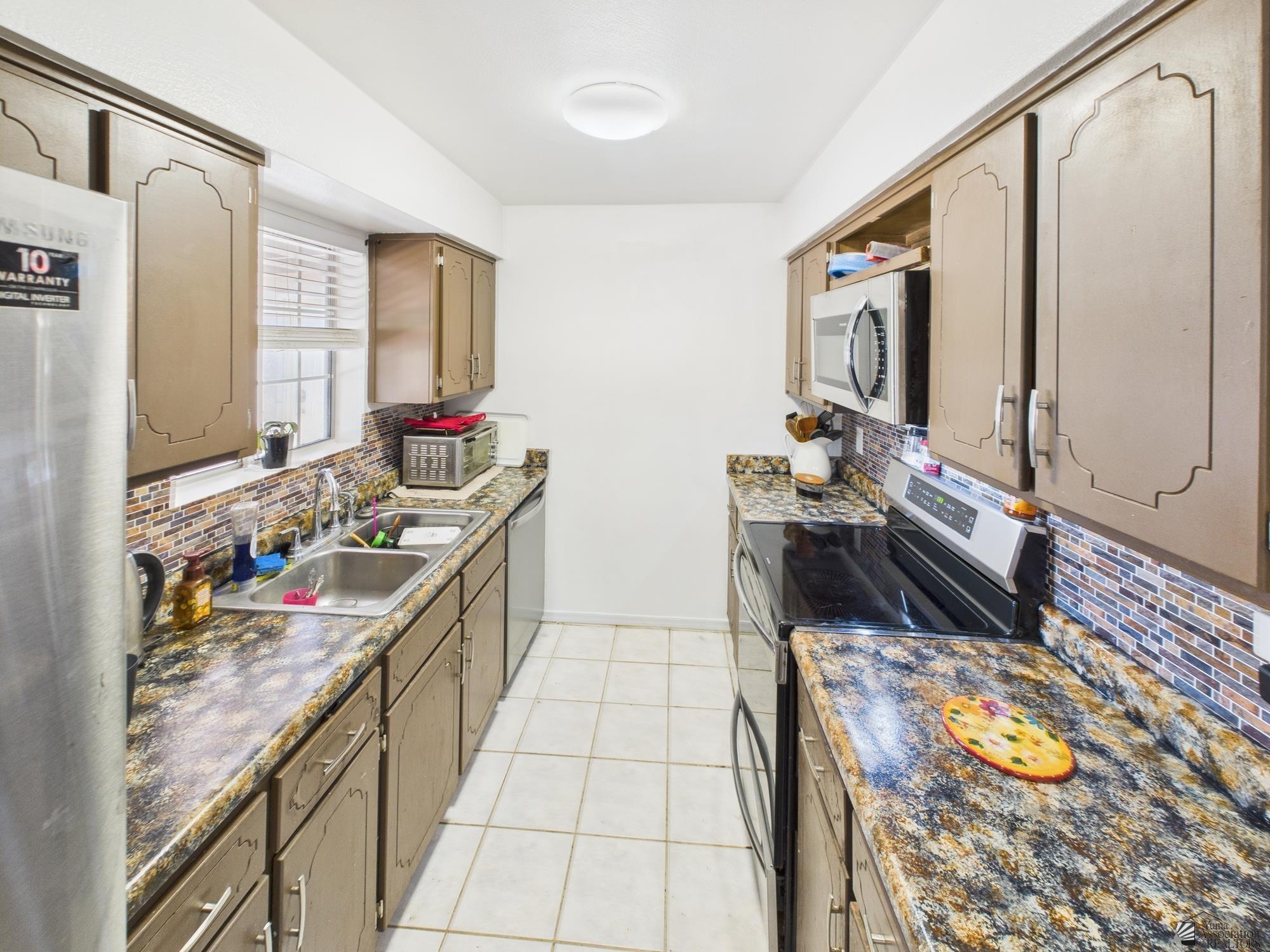 4110 W Linda Ln
