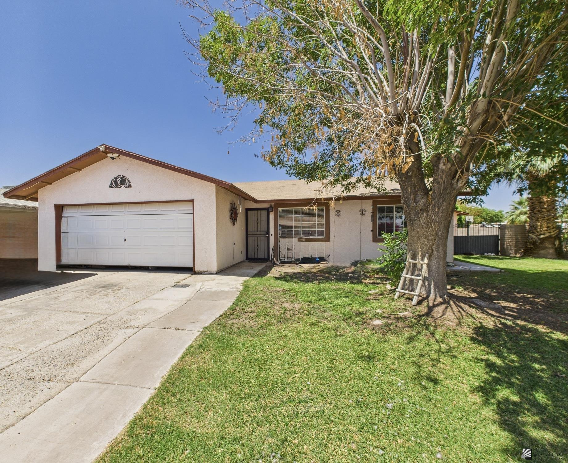 4110 W Linda Ln