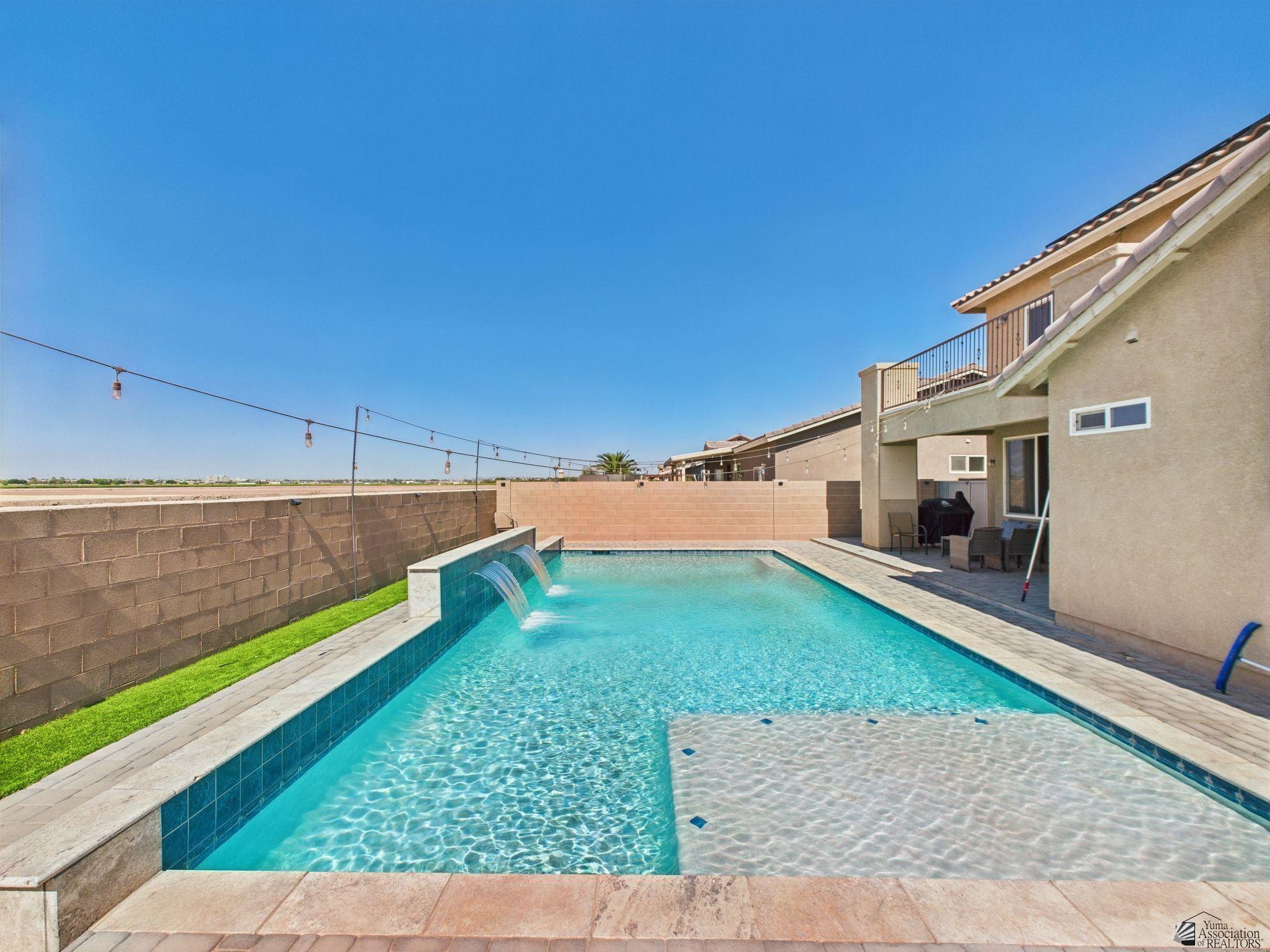 3774 W 36 St
