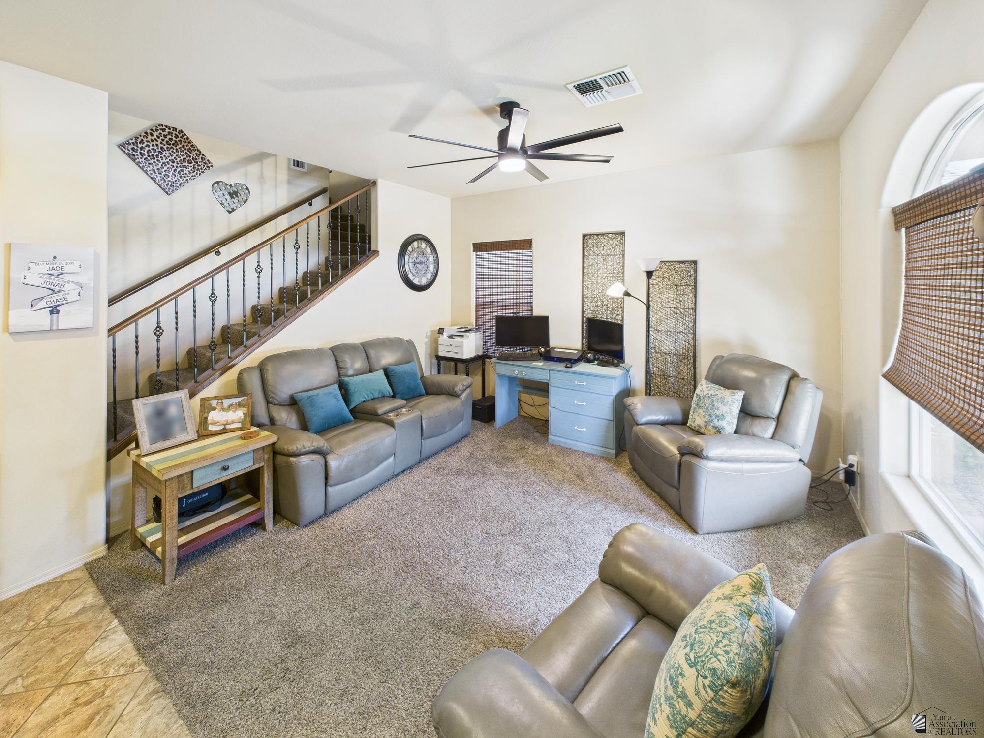 3774 W 36 St
