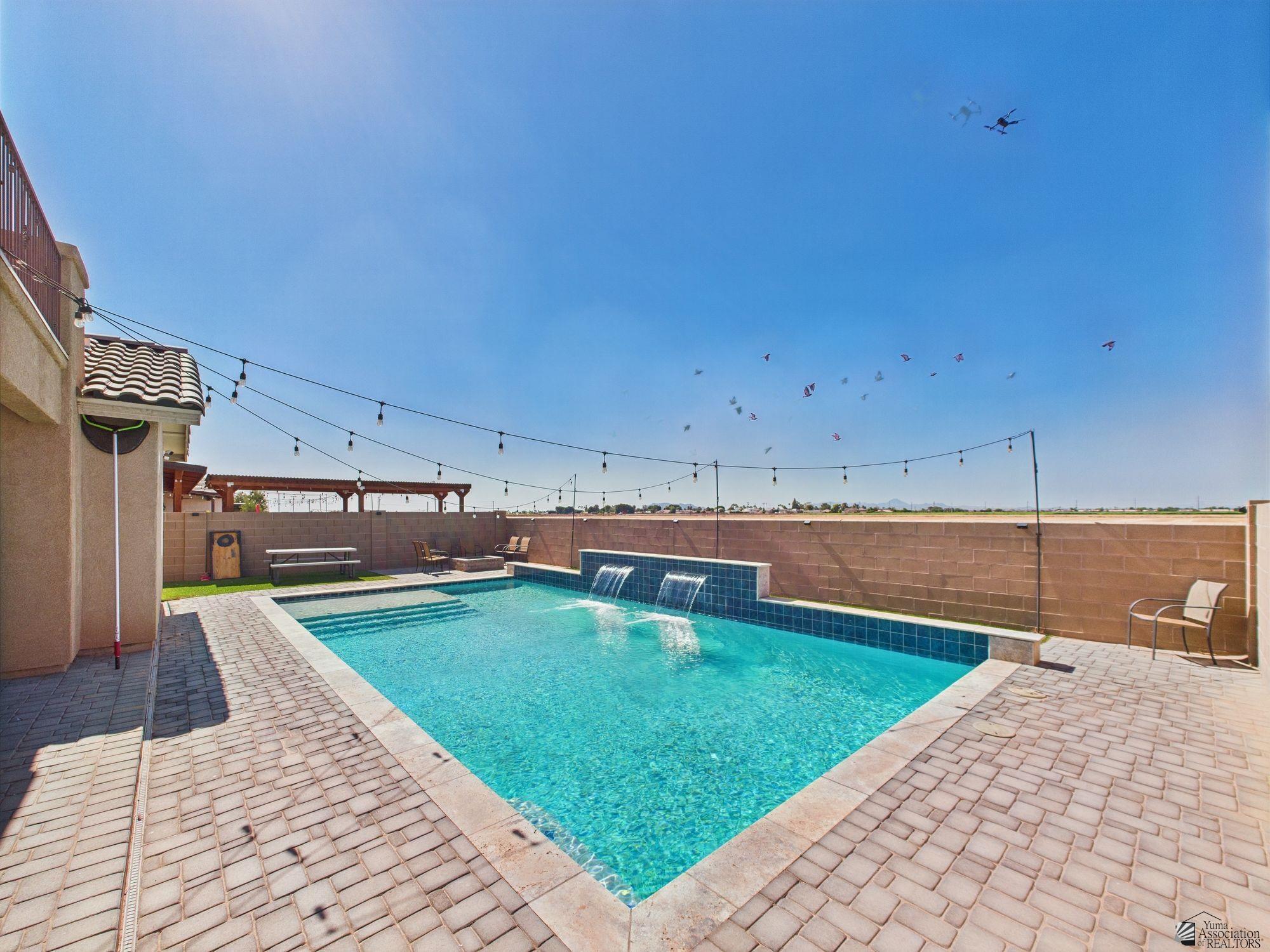 3774 W 36 St
